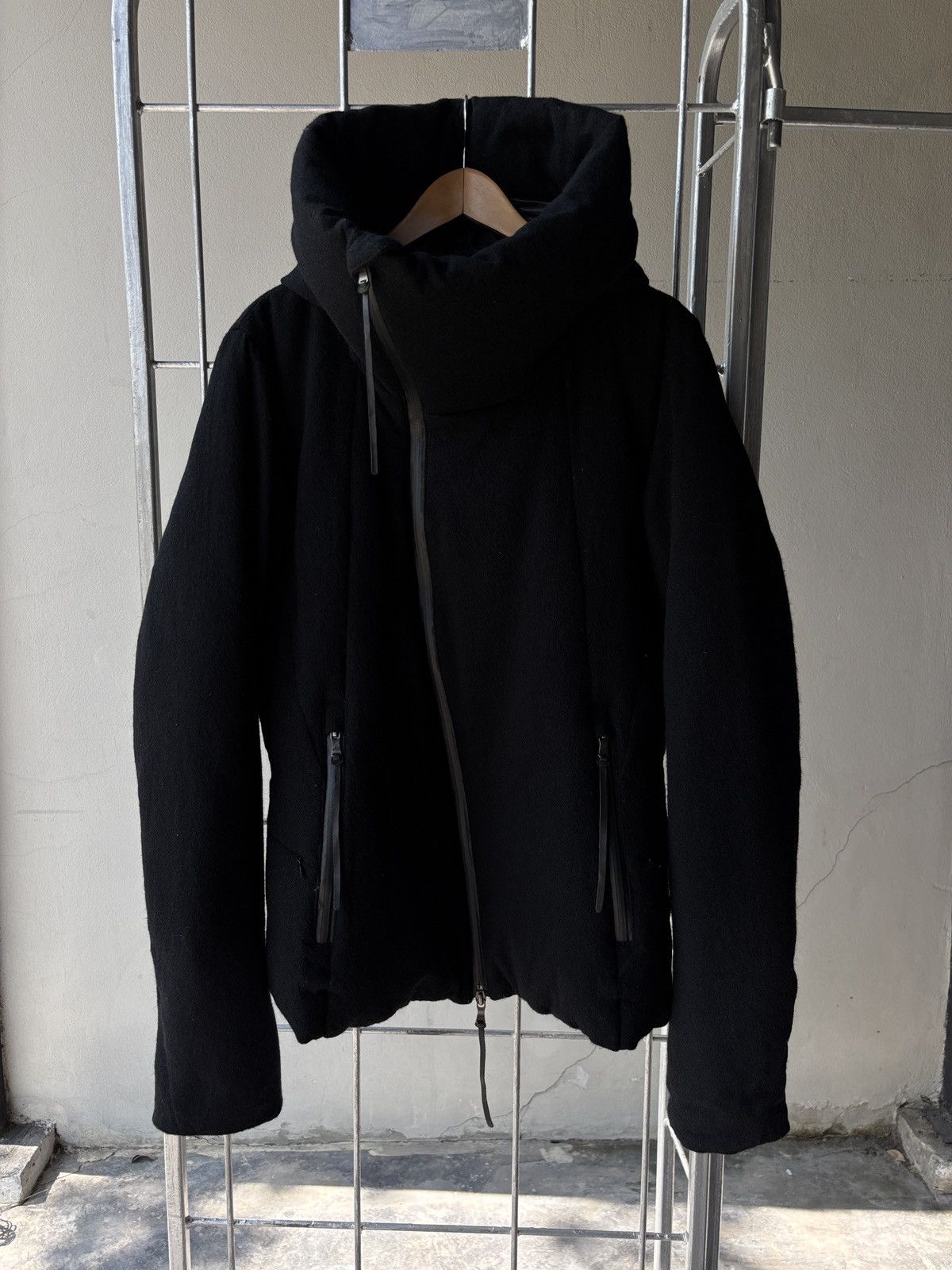 The Viridi-anne The Viridi-Anne Asymmetric Hoodie Shell Wool Down Jacket Size US M / EU 48-50 / 2 - 2 Thumbnail