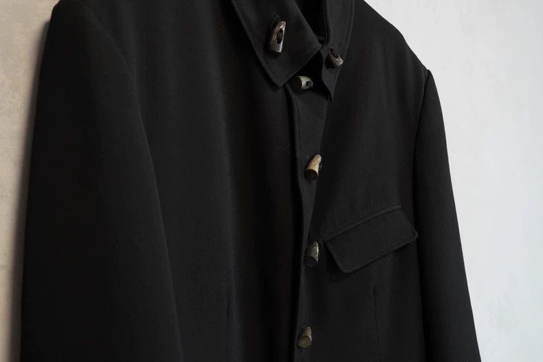 Yohji Yamamoto Yohji Yamamoto 20SS Buffalo horn button pleated tail coat-2 Size US M / EU 48-50 / 2 - 3 Thumbnail