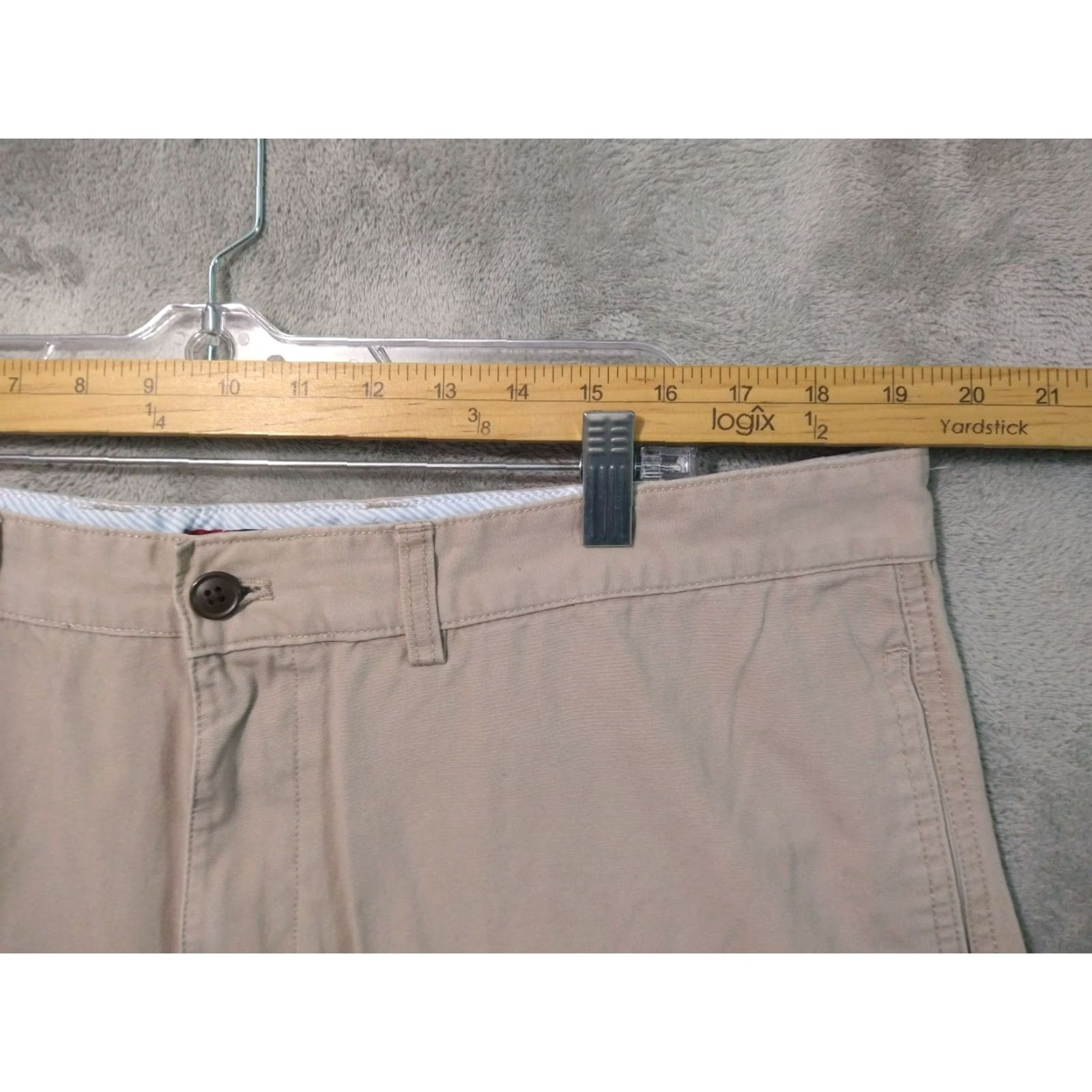Chaps Chaps Cargo Shorts Mens 40 Beige Cotton Outdoors Casual Sale - 9 In Inseam / Regular Rise Hard to Find Jeans? (Note: Do not add extraneous info) Size US 40 / EU 56 - 3 Thumbnail