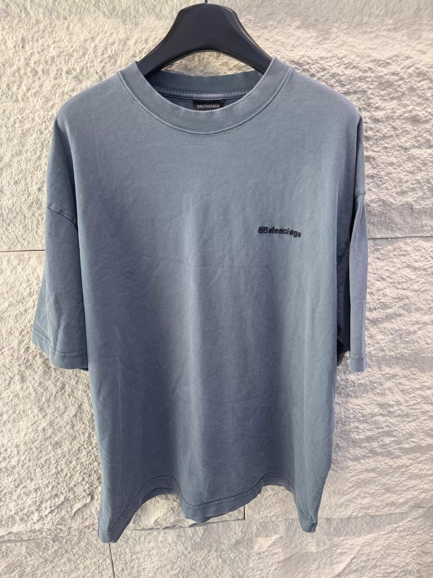 Balenciaga Balenciaga BB Logo Muted Blue M Short Sleeve Tee Size US M / EU 48-50 / 2 - 1 Thumbnail