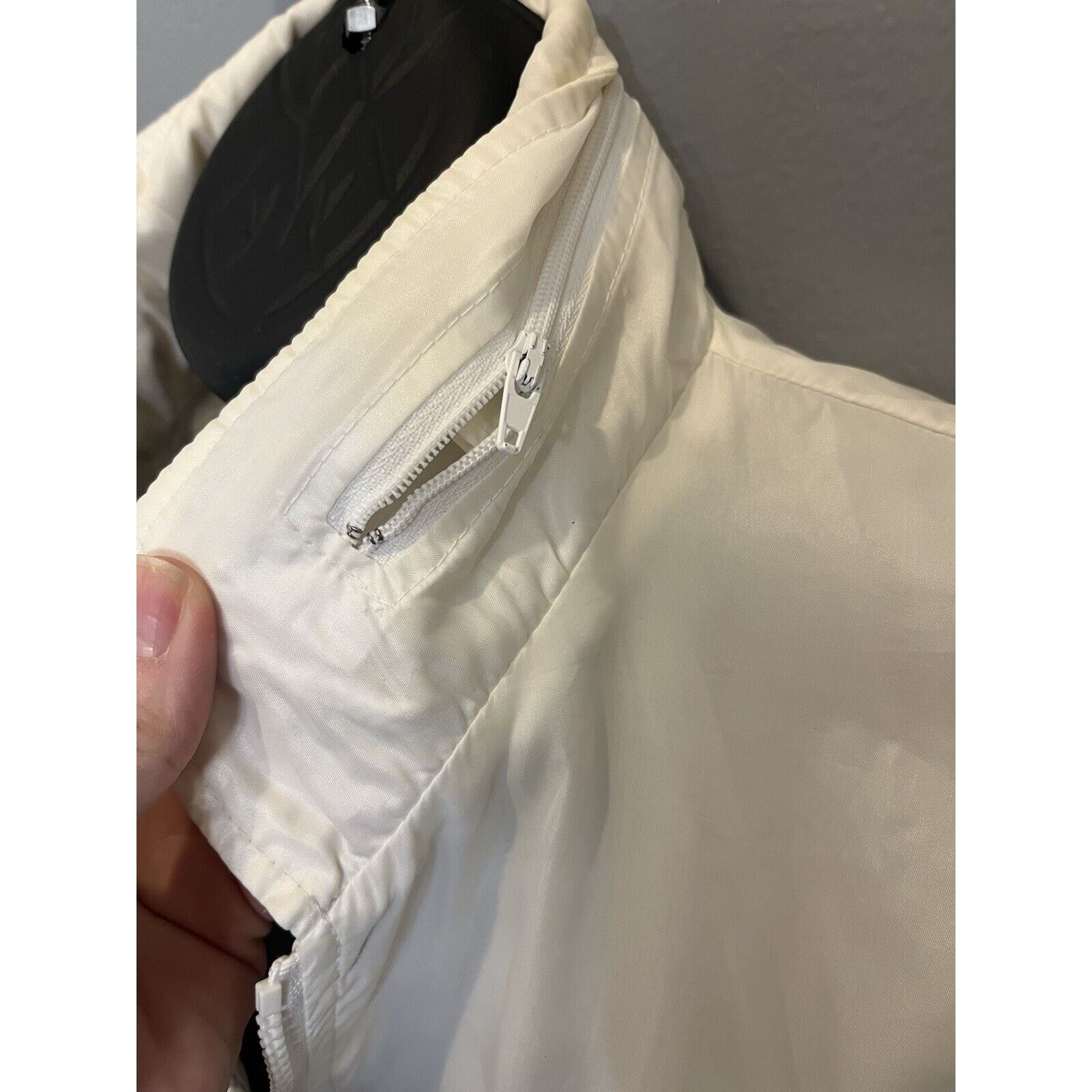 Lacoste White Lactoste Club Wind Breaker: large Size US L / EU 52-54 / 3 - 5 Thumbnail
