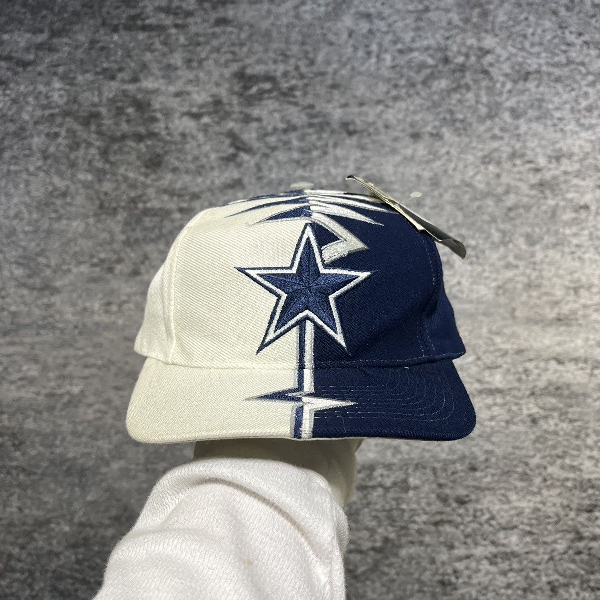 Starter Vintage 90s Dallas Cowboys Starter Shockwave Hat Cap NEW Size ONE SIZE - 1 Thumbnail