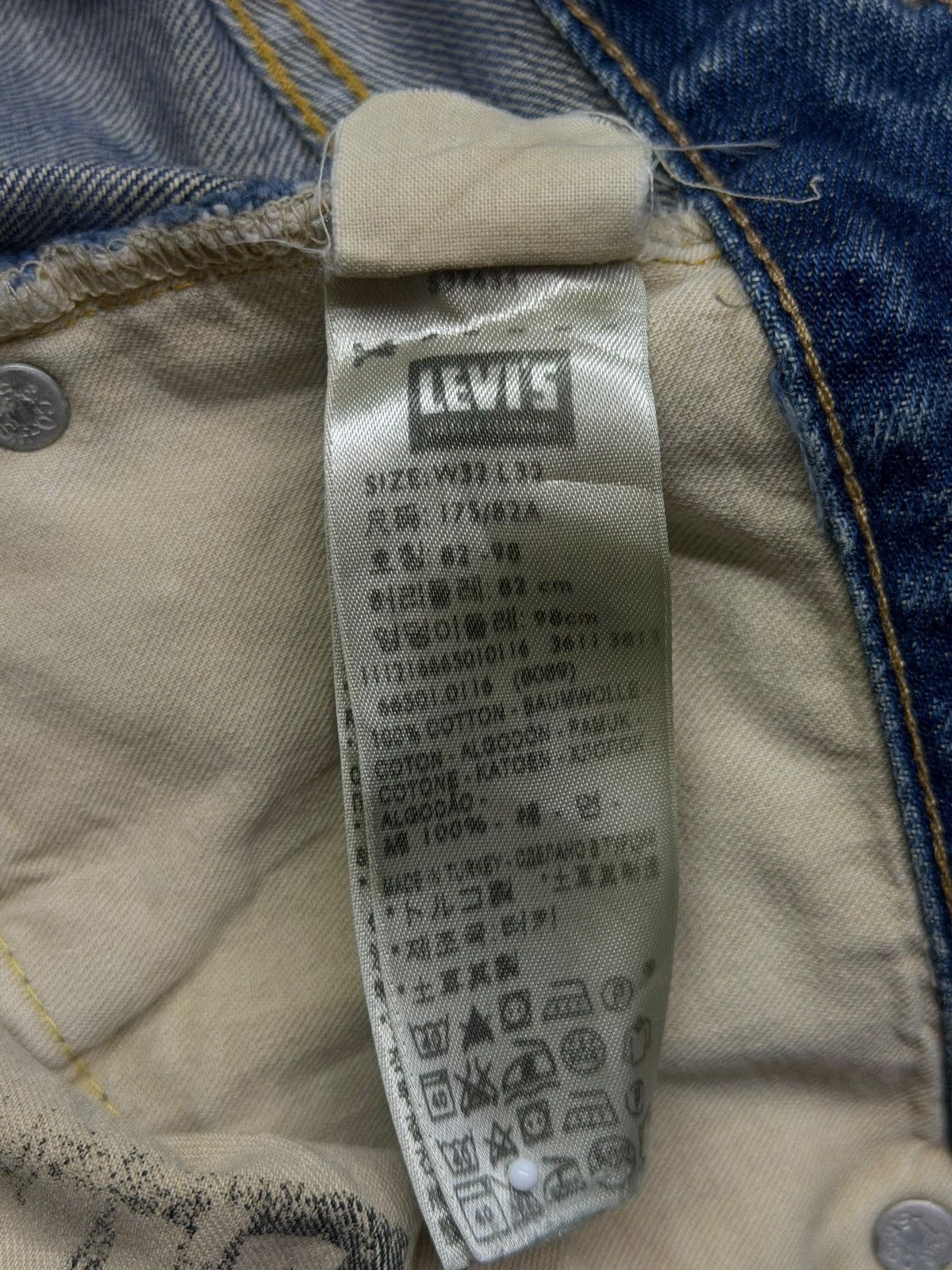 Levi's Vintage Clothing Vintage Levi’s LVC 66501-0116 | Big E Selvedge Denim Jeans Size US 32 / EU 48 - 14 Thumbnail