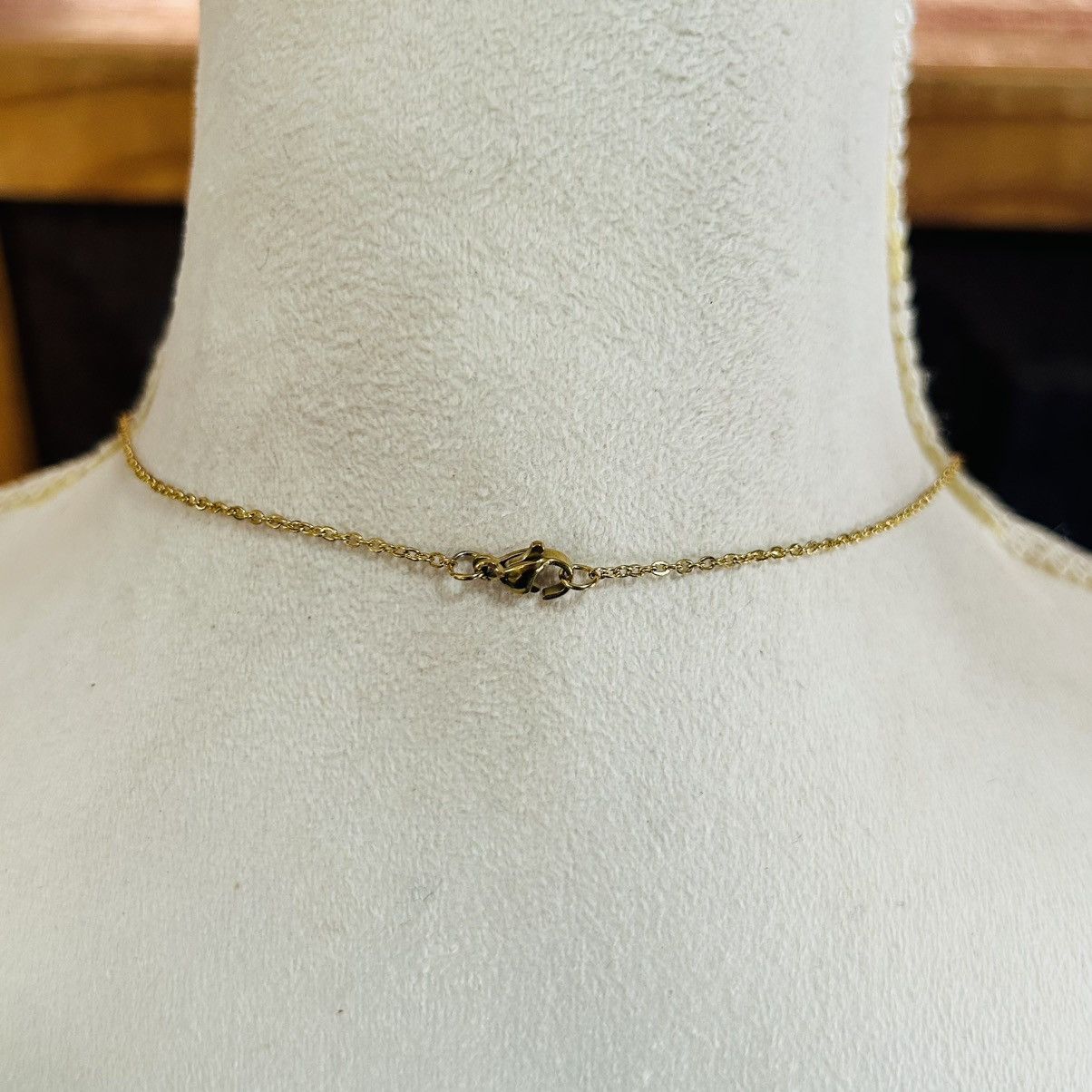 Handmade Handcrafted elegant glass beaded pendant on chain necklace Size ONE SIZE - 5 Thumbnail