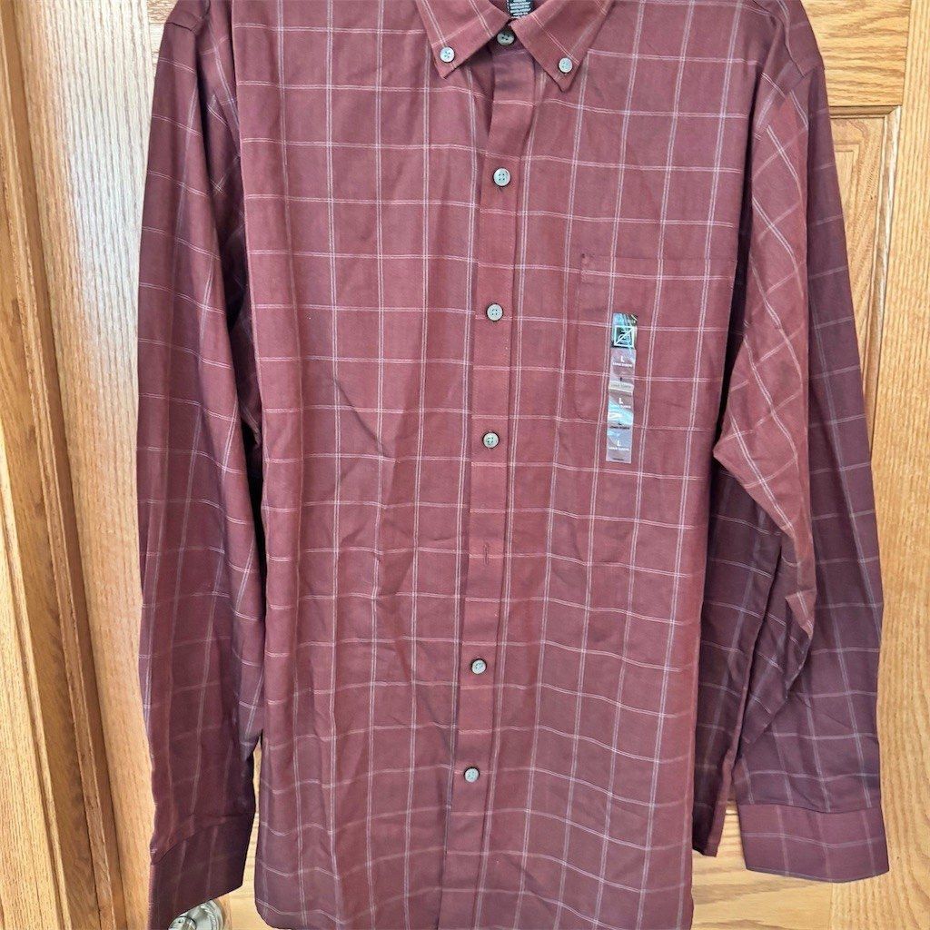Van Heusen Van Heusen Dress Shirt Mens L 16-16 1/2 Burgundy Windowpane Size US L / EU 52-54 / 3 - 3 Thumbnail