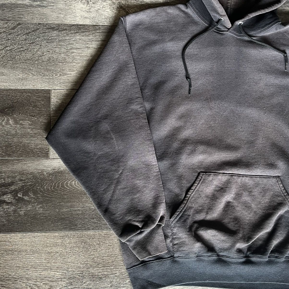 Vintage Vintage 2000s Jerzees Sunwashed Faded Black Blank Hoodie Y2K Size US XL / EU 56 / 4 - 3 Thumbnail