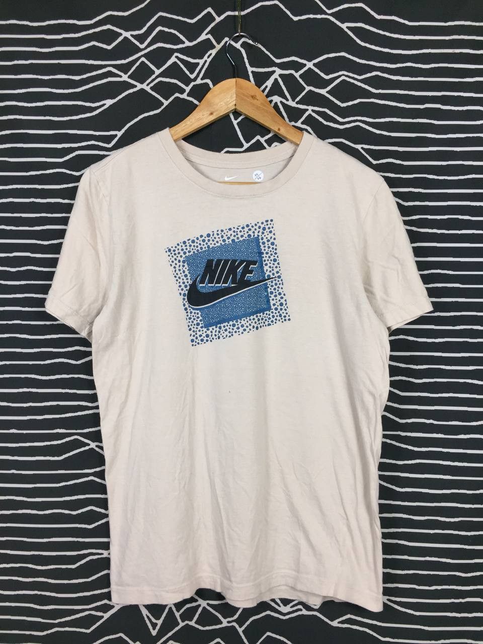 Nike × Vintage The Nike Tee Nike Swoosh Center Logo Sportswear Tee Size US S / EU 44-46 / 1 - 2 Thumbnail