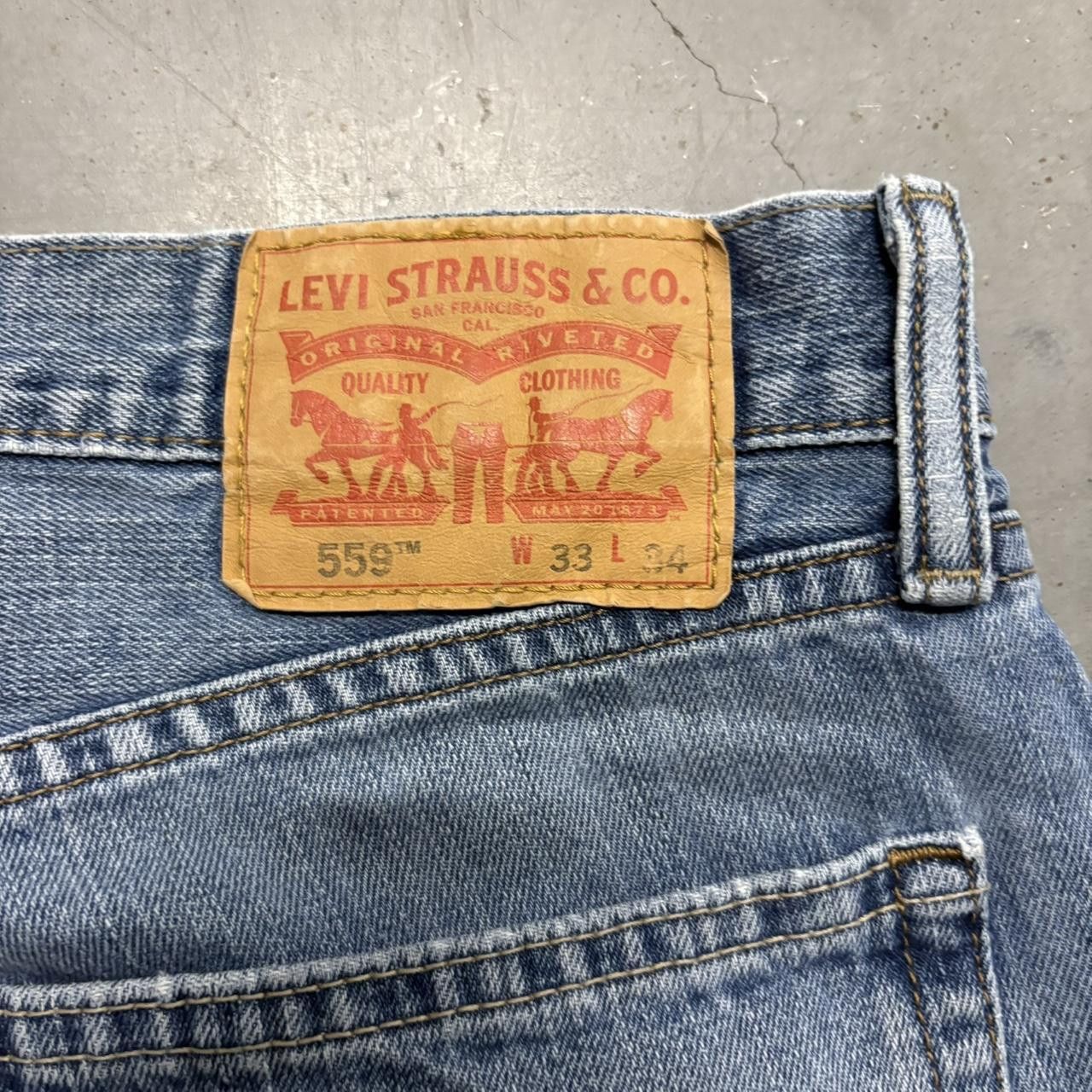 Levi's Crazy Vintage Y2K/2000s Baggy Levis Tall Light Wash Denim Jeans! Size US 33 - 8 Thumbnail