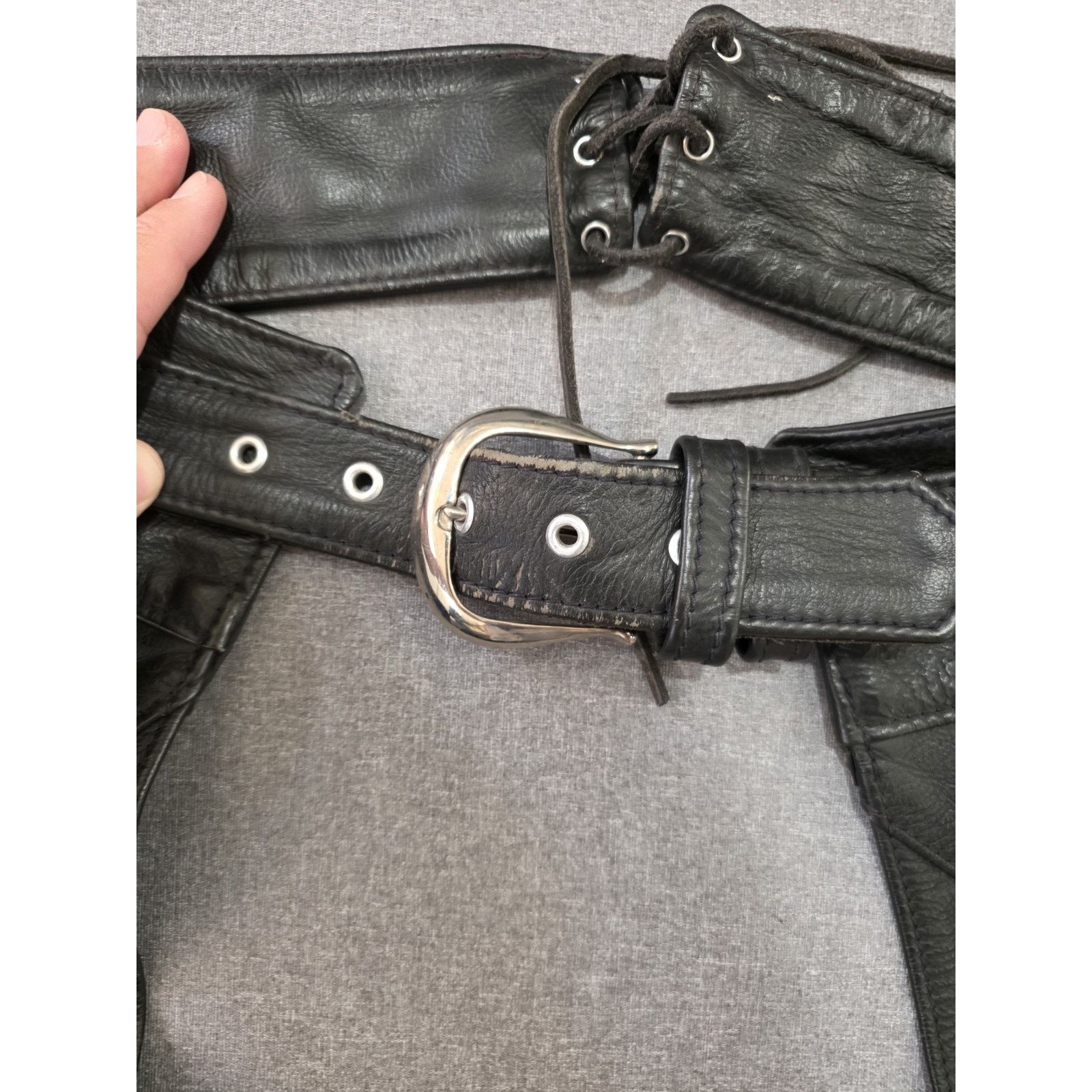 Harley Davidson Vintage Harley Davidson Leather Mens Chaps Black Size XLarge Size US 40 / EU 56 - 3 Thumbnail