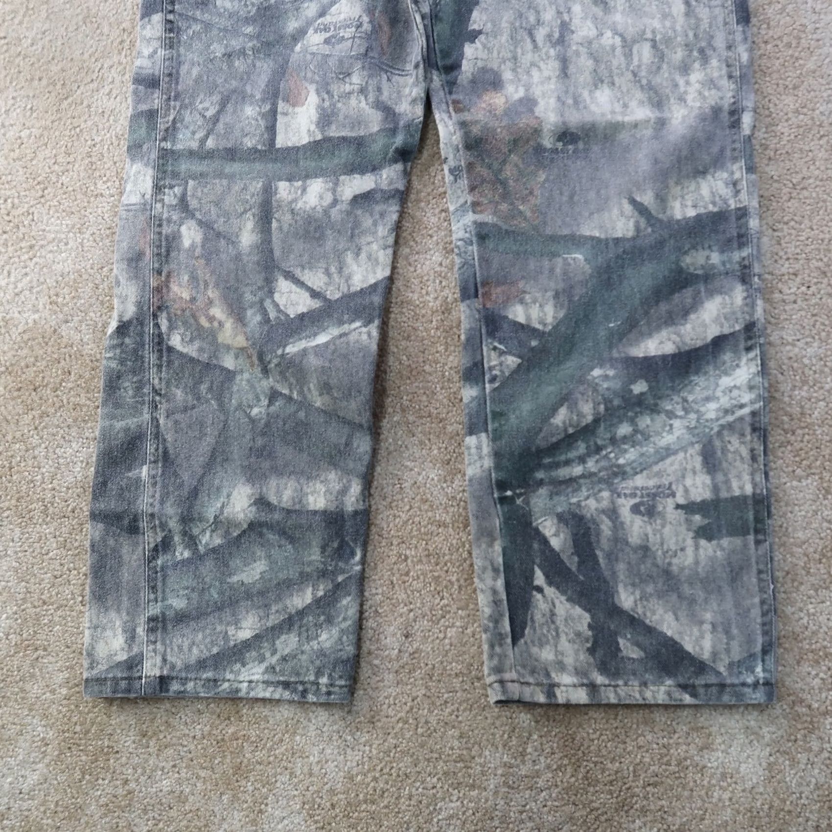 Wrangler VINTAGE Wrangler Jeans Pro gear Mossy oak Treestand Camo Men's 34x32 (32x30) Jeans Reg 32 Green Camouflage 90s Grunge USA Mens Size US 32 / EU 48 - 2 Thumbnail