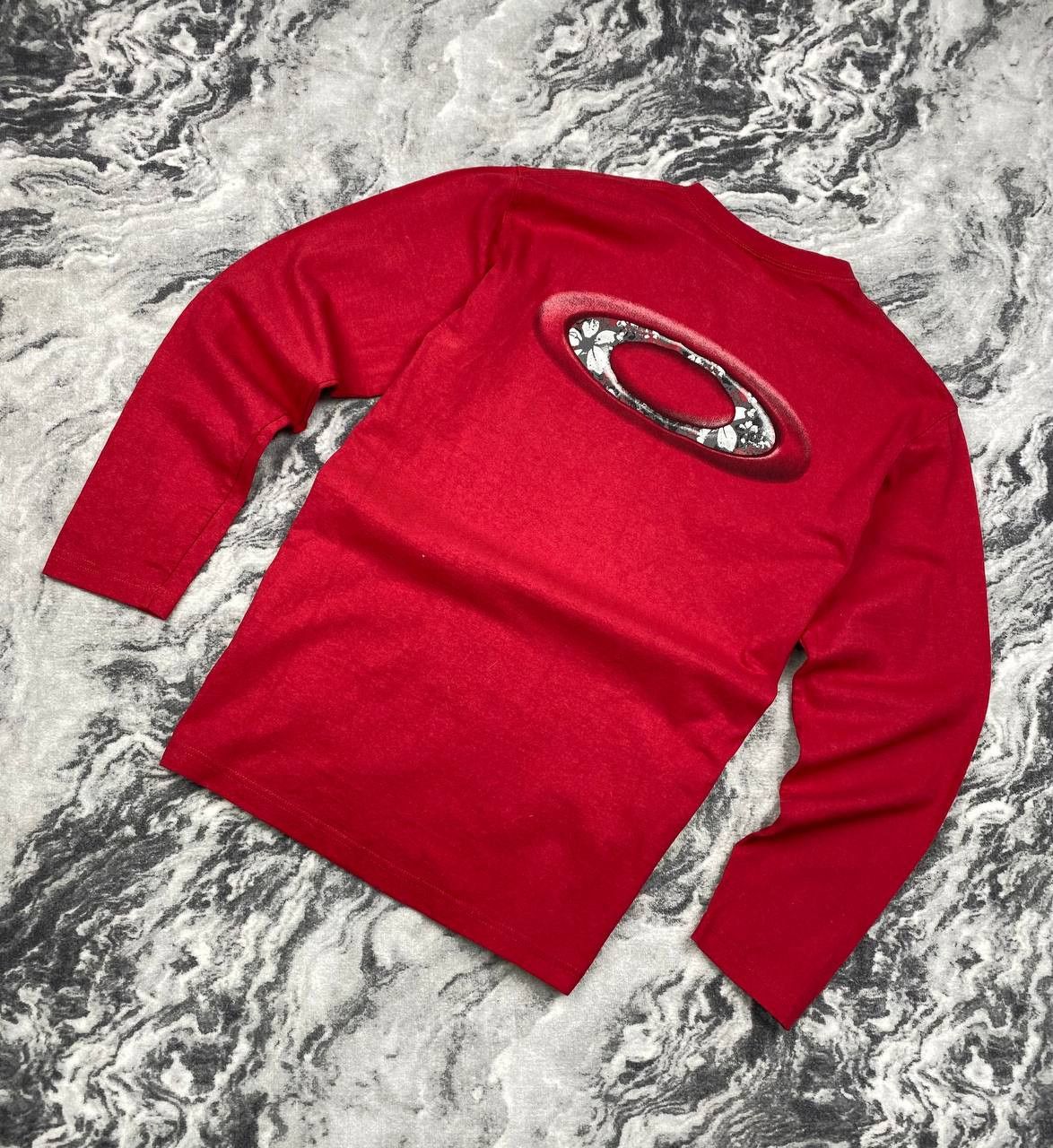 Oakley Vintage Oakley Long Sleeve T Shirt Big Logo 00s Size US XL / EU 56 / 4 - 1 Thumbnail