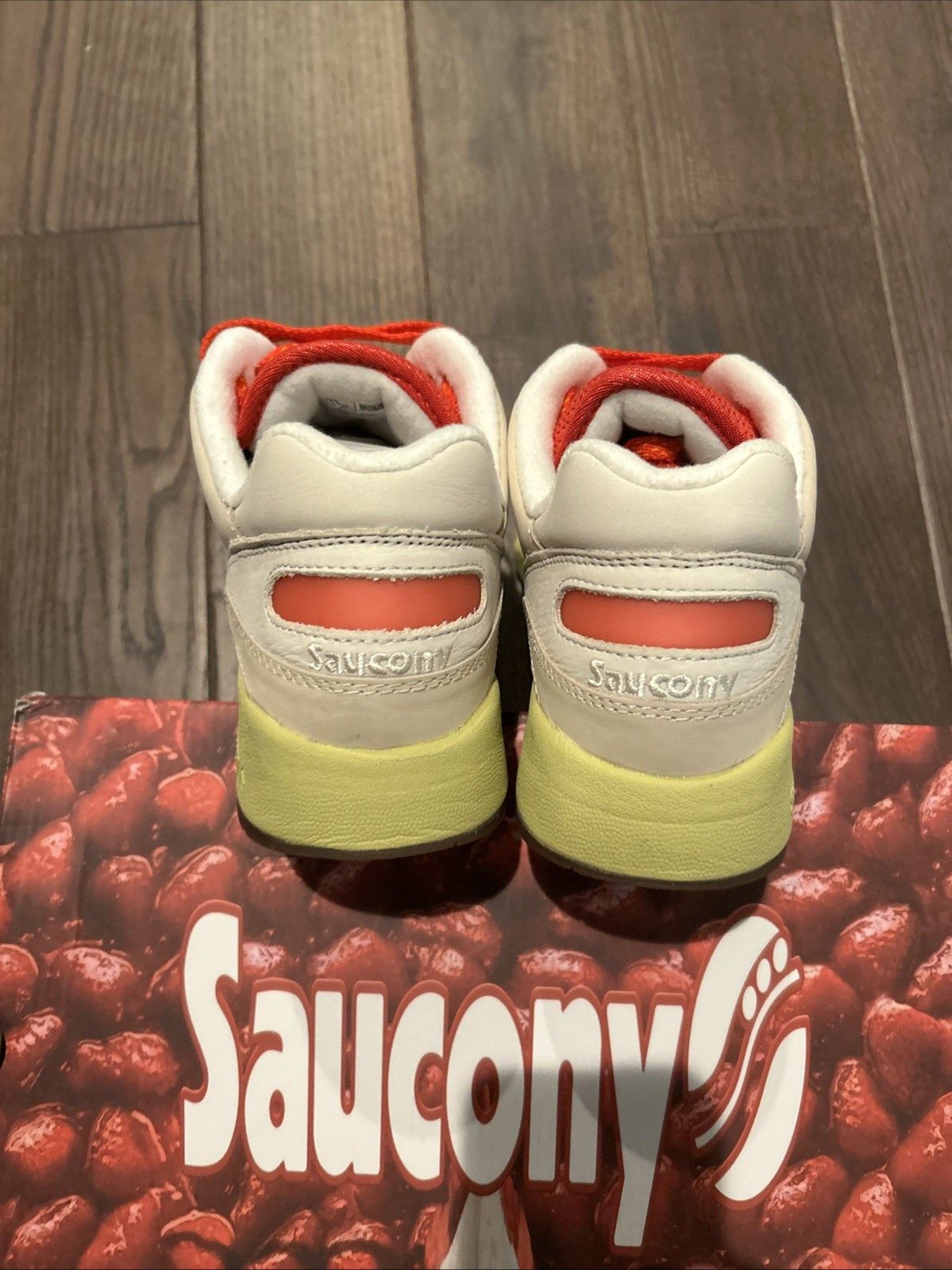 Saucony Saucony Shadow 6000 Strawberry Cheesecake Sneakers Size US 11.5 / EU 44-45 - 5 Thumbnail