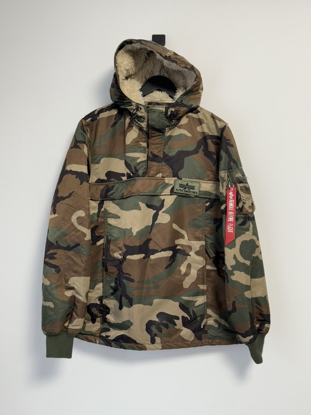 Alpha Industries ALPHA INDUSTRIES Hpo Anorak Camo pour Hommes Blousons Size US L / EU 52-54 / 3 - 1 Thumbnail