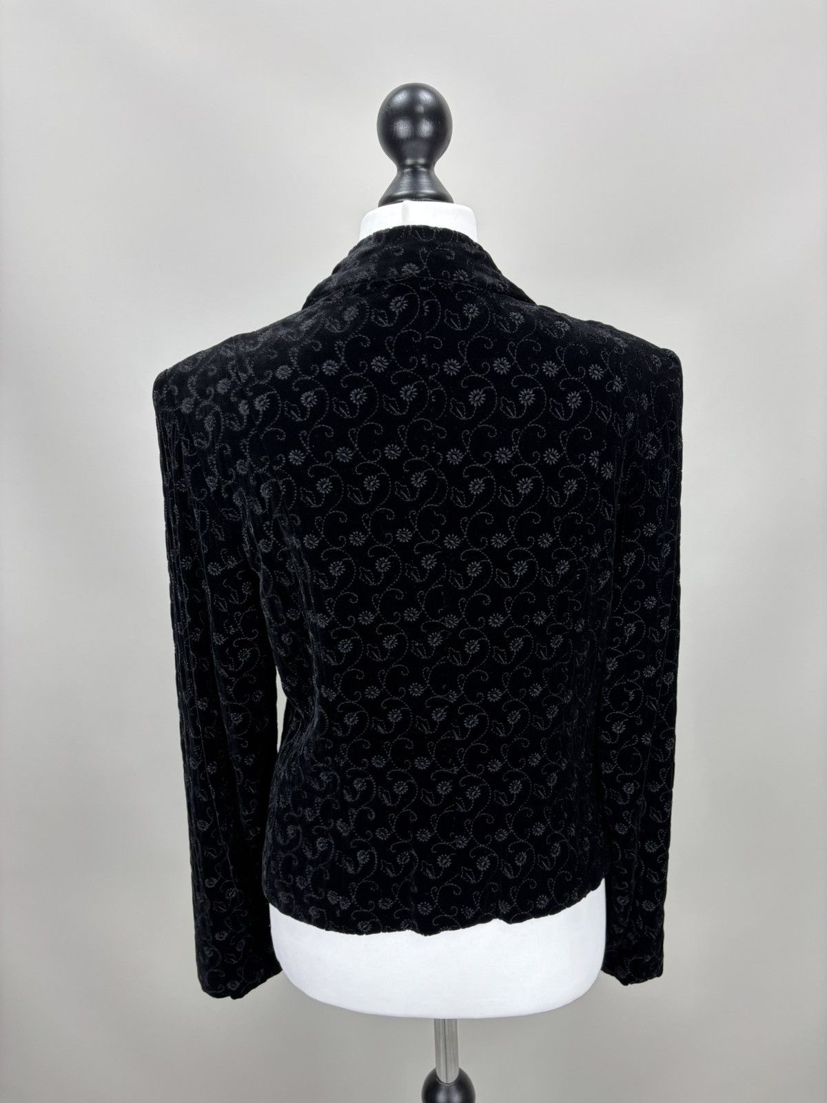 Laura Ashley Womens suit Laura Ashley Size 10 Color Black Size L / US 10 / IT 46 - 7 Thumbnail