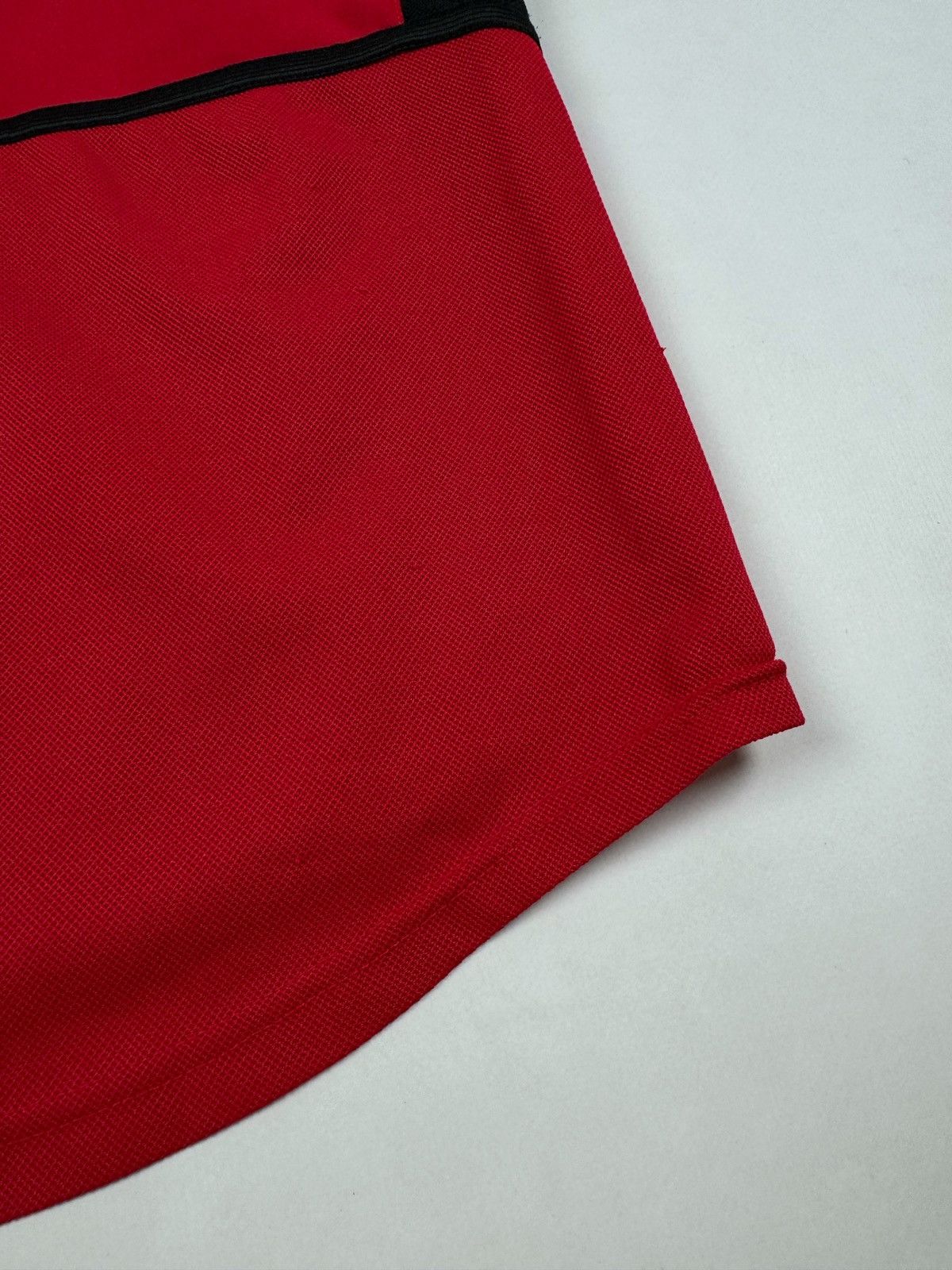 Vintage 2002-04 Vintage Nike Manchester United #11 Ryan Giggs Jersey Size US M / EU 48-50 / 2 - 14 Thumbnail