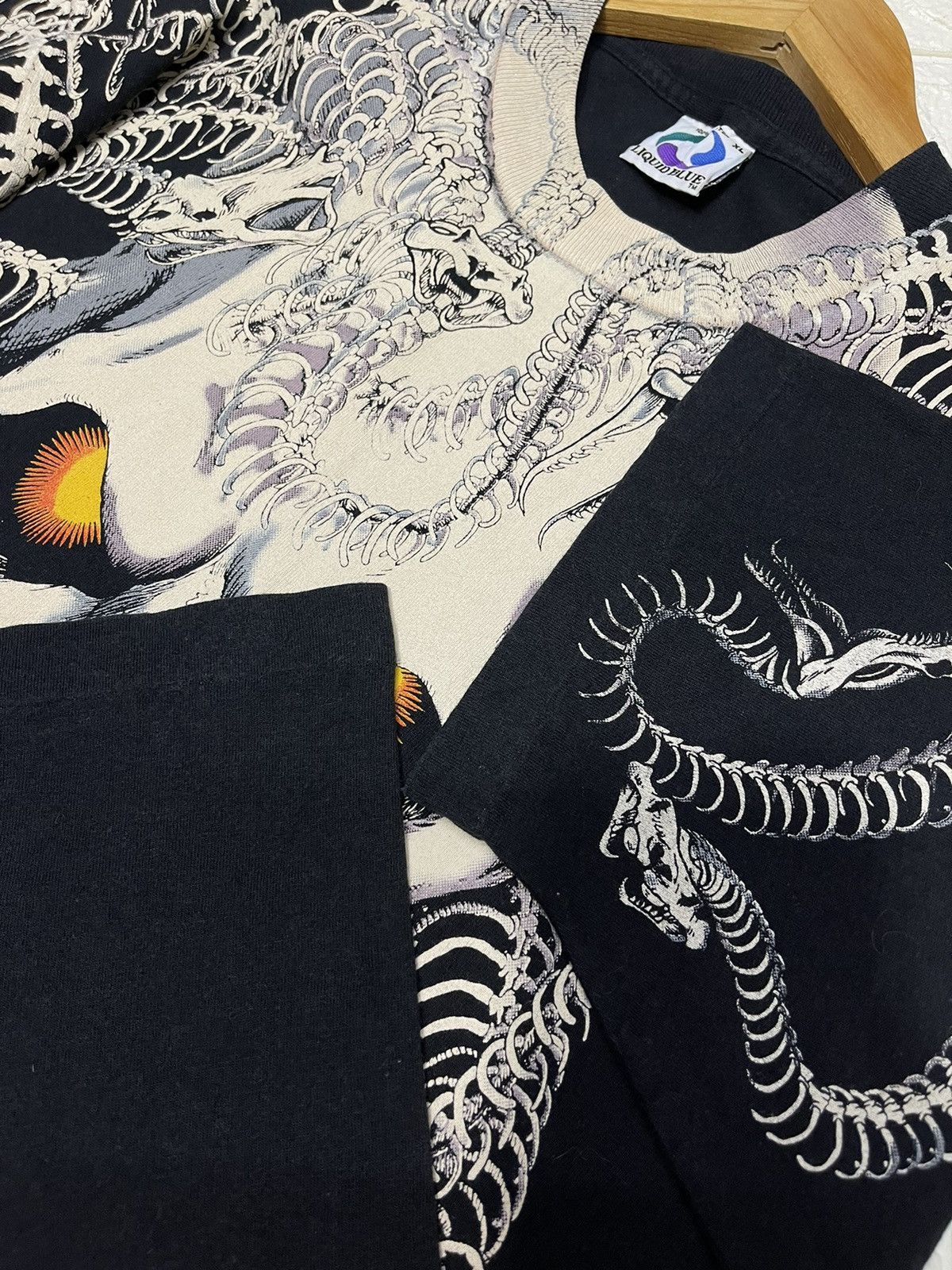 Band Tees × Liquid Blue × Vintage Vintage Liquid blue skull snake Over Print Size US XL / EU 56 / 4 - 16 Thumbnail