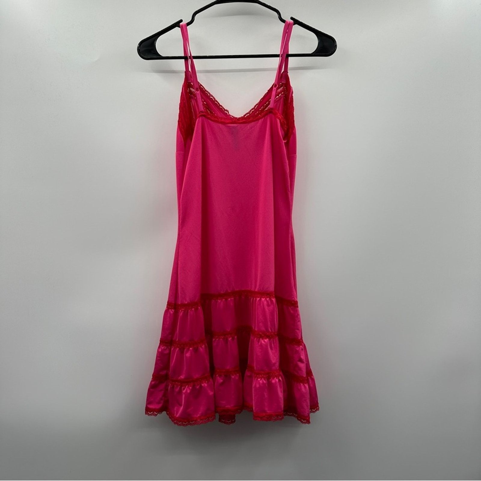 Victoria's Secret Victoria's Secret Sexy Little Things Pink Lace Slip Dress Size M / US 6-8 / IT 42-44 - 4 Thumbnail