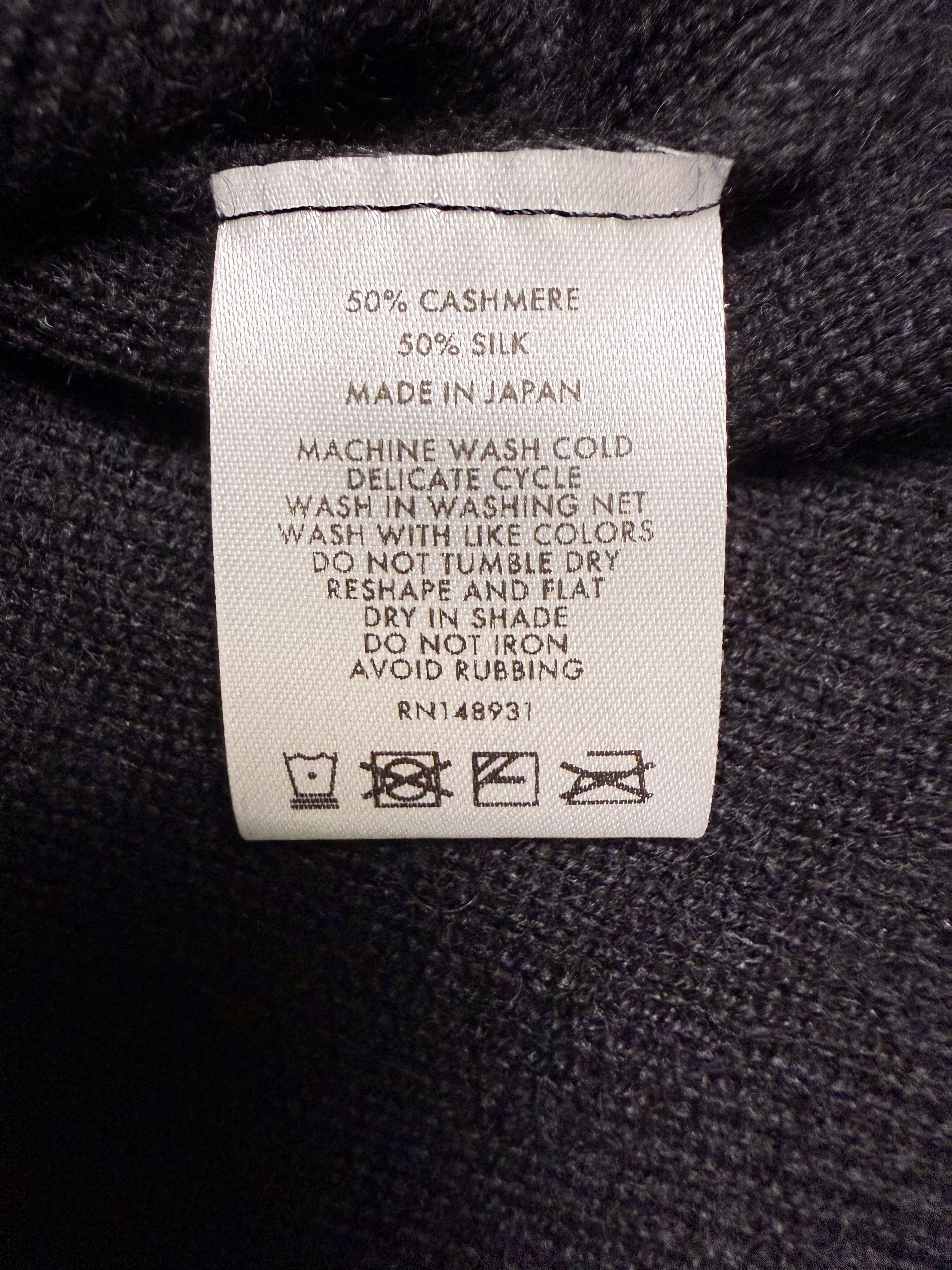 The Elder Statesman $495 The Elder Statesman Delicash Black Fitted Tee Size L / US 10 / IT 46 - 9 Thumbnail