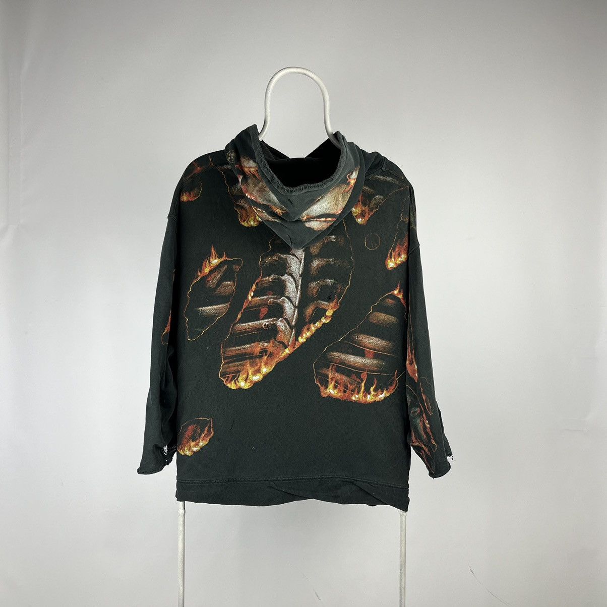 Vintage Skulls hoodie vintage Deadstock size Medium Size US M / EU 48-50 / 2 - 2 Thumbnail
