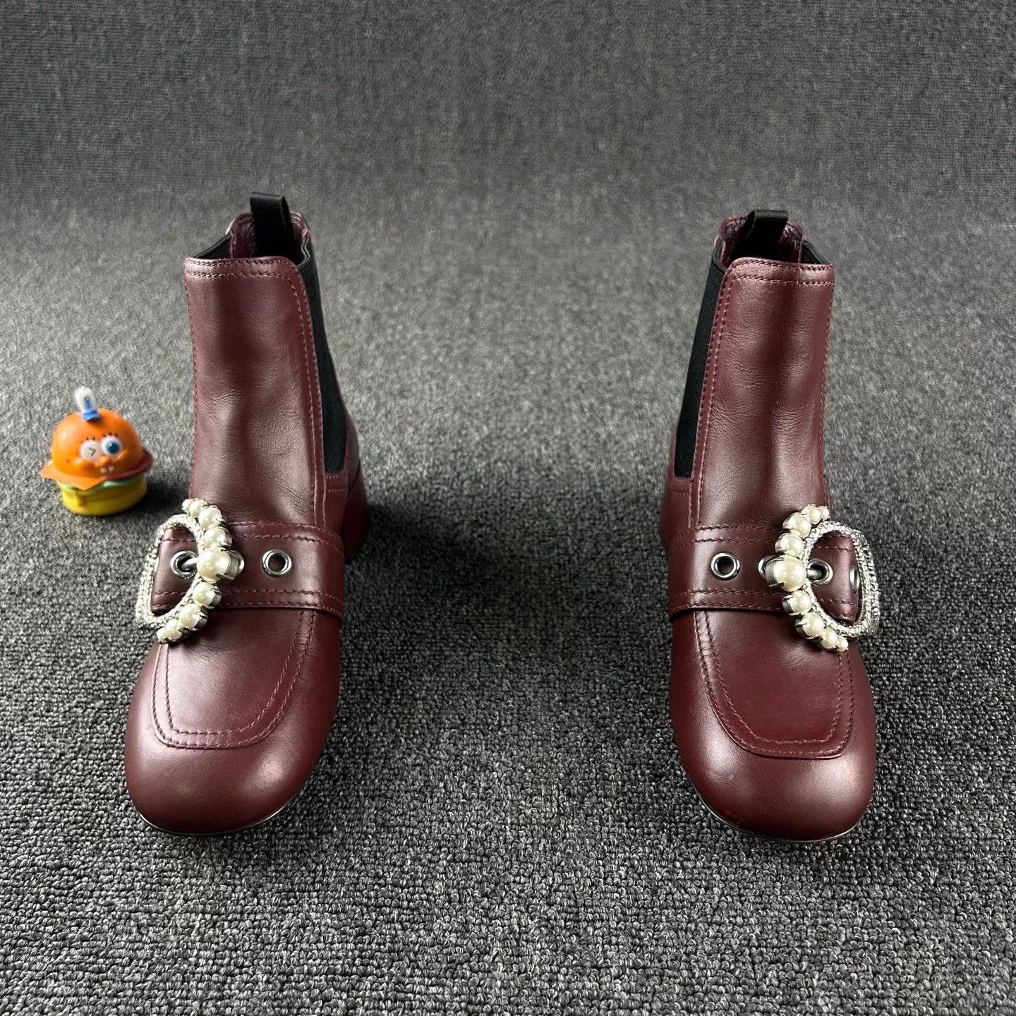 Miu Miu MIU MIU Burgundy Pearl Buckle Short Boots Size US 5 / IT 35 - 2 Thumbnail