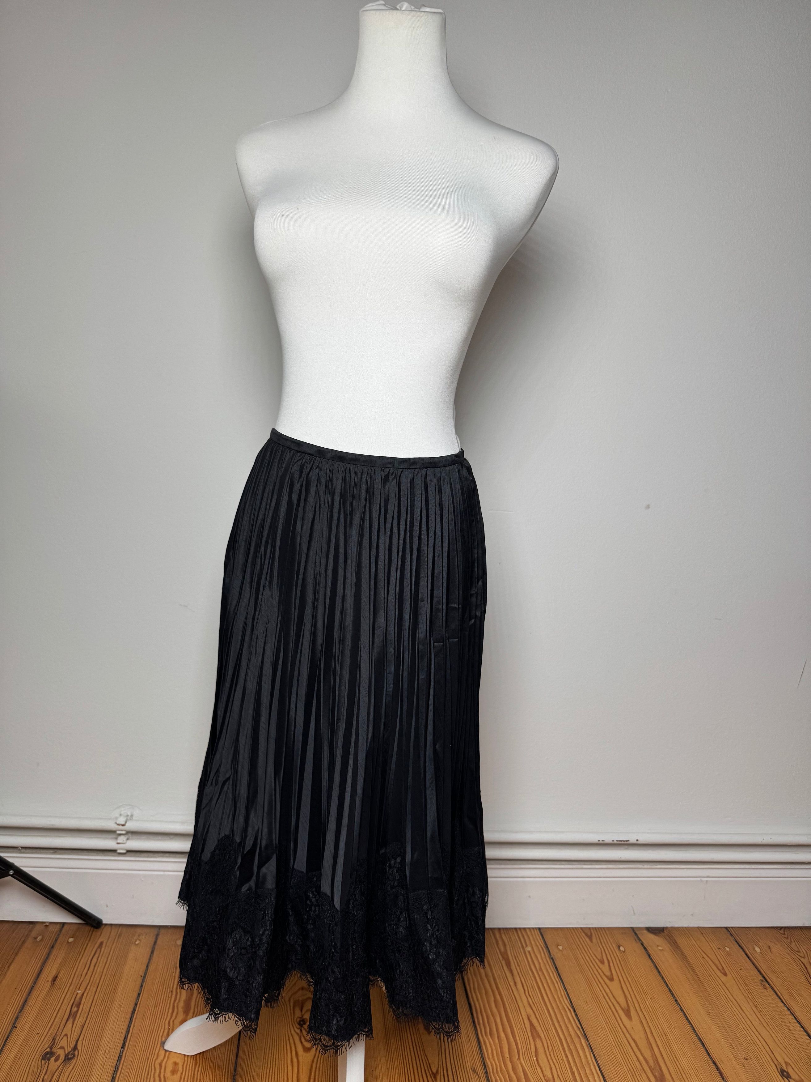 Courreges Vintage Viscose Skirt Black M Size 34" / US 12 / IT 48 - 1 Thumbnail