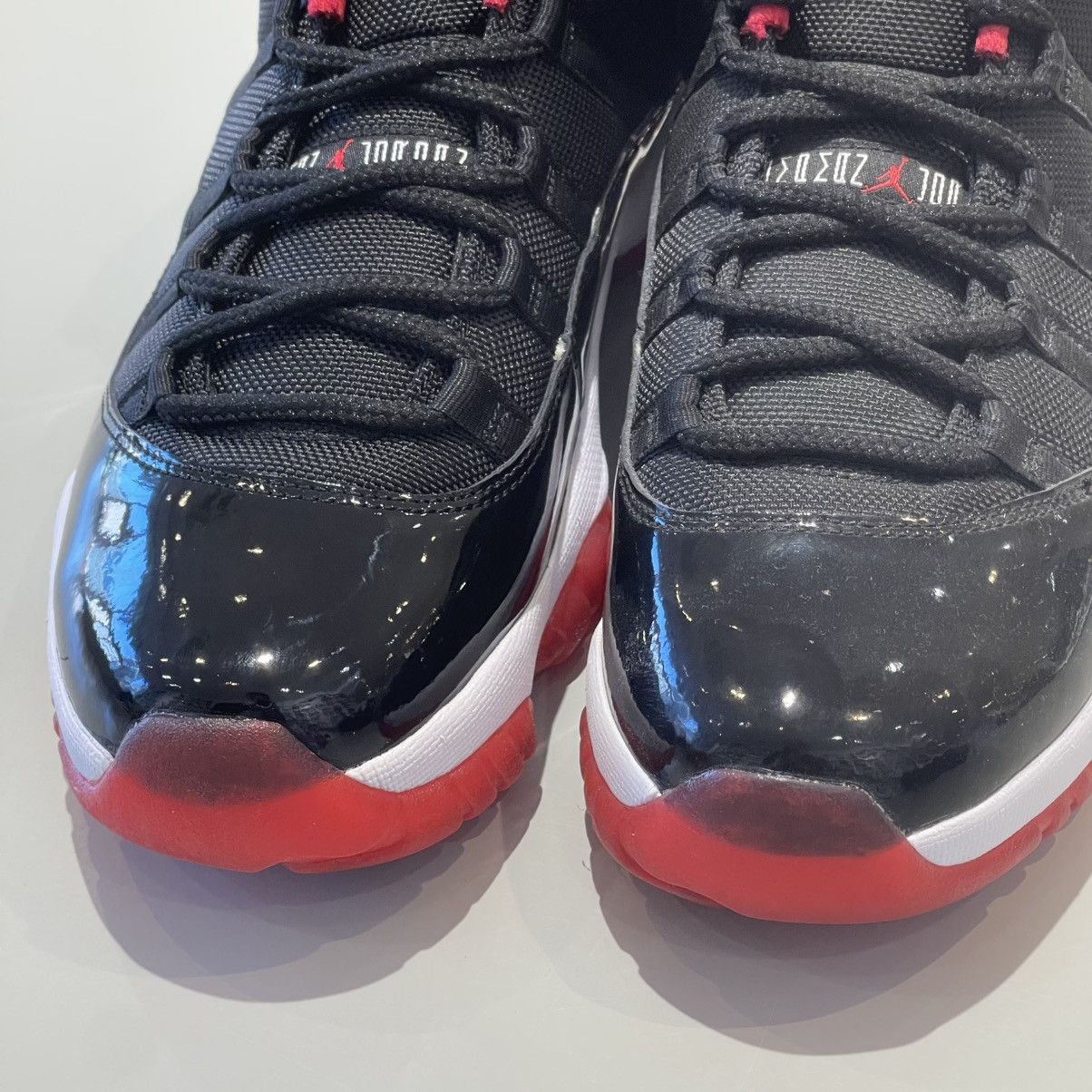 Nike Air Jordan 11 Retro Low Bred Size US 9 / EU 42 - 5 Thumbnail