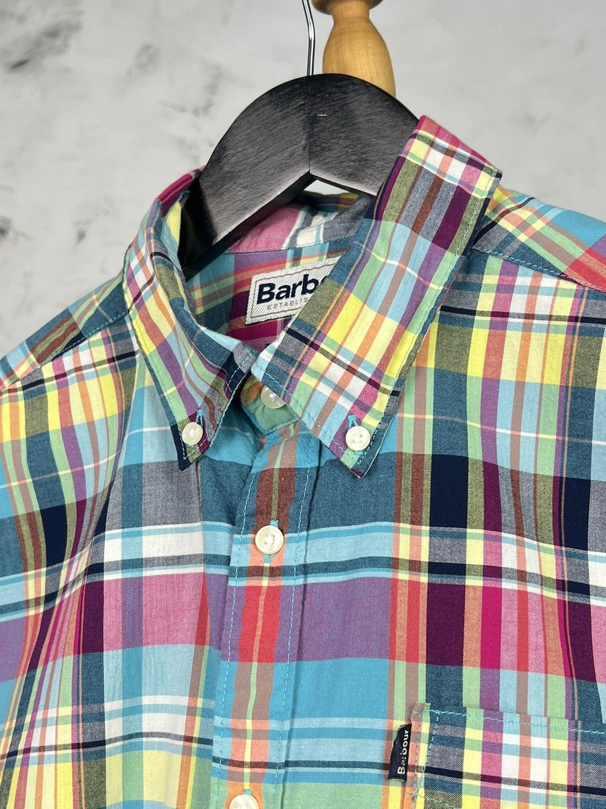 Barbour Barbour Plaid Button Up Shirt Tailored Fit Size S - M Size US M / EU 48-50 / 2 - 6 Thumbnail