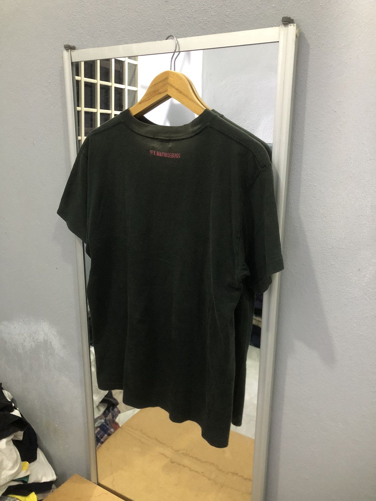 Band Tees SEX MACHINEGUNS Live in Japan Tour Tee Size US M / EU 48-50 / 2 - 9 Thumbnail