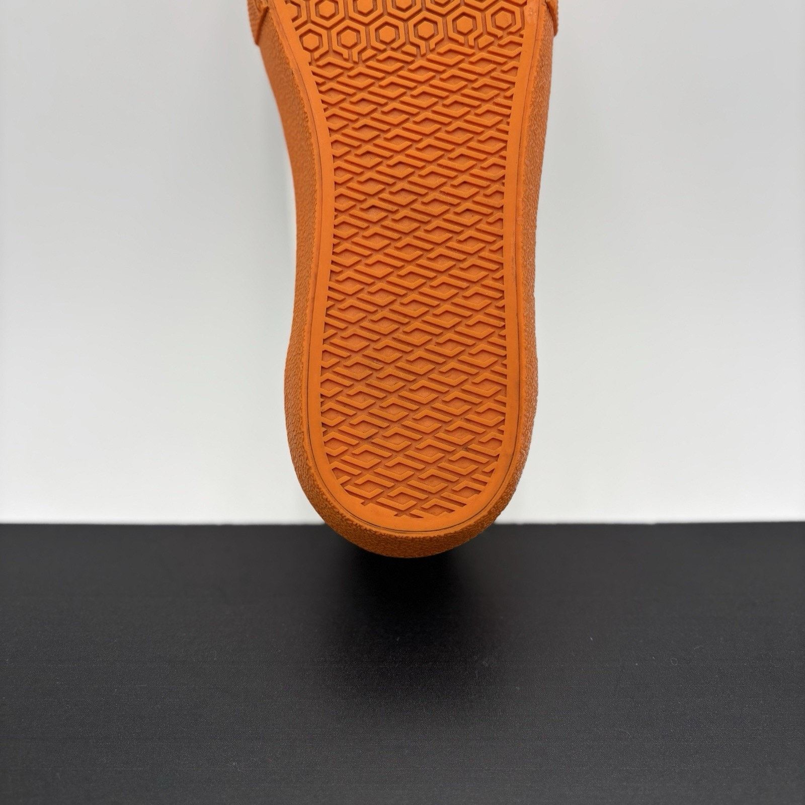 Burberry Burberry Low Sneaker ' Orange, White ' | SUPER CLEAN! Size US 8 / EU 41 - 19 Thumbnail