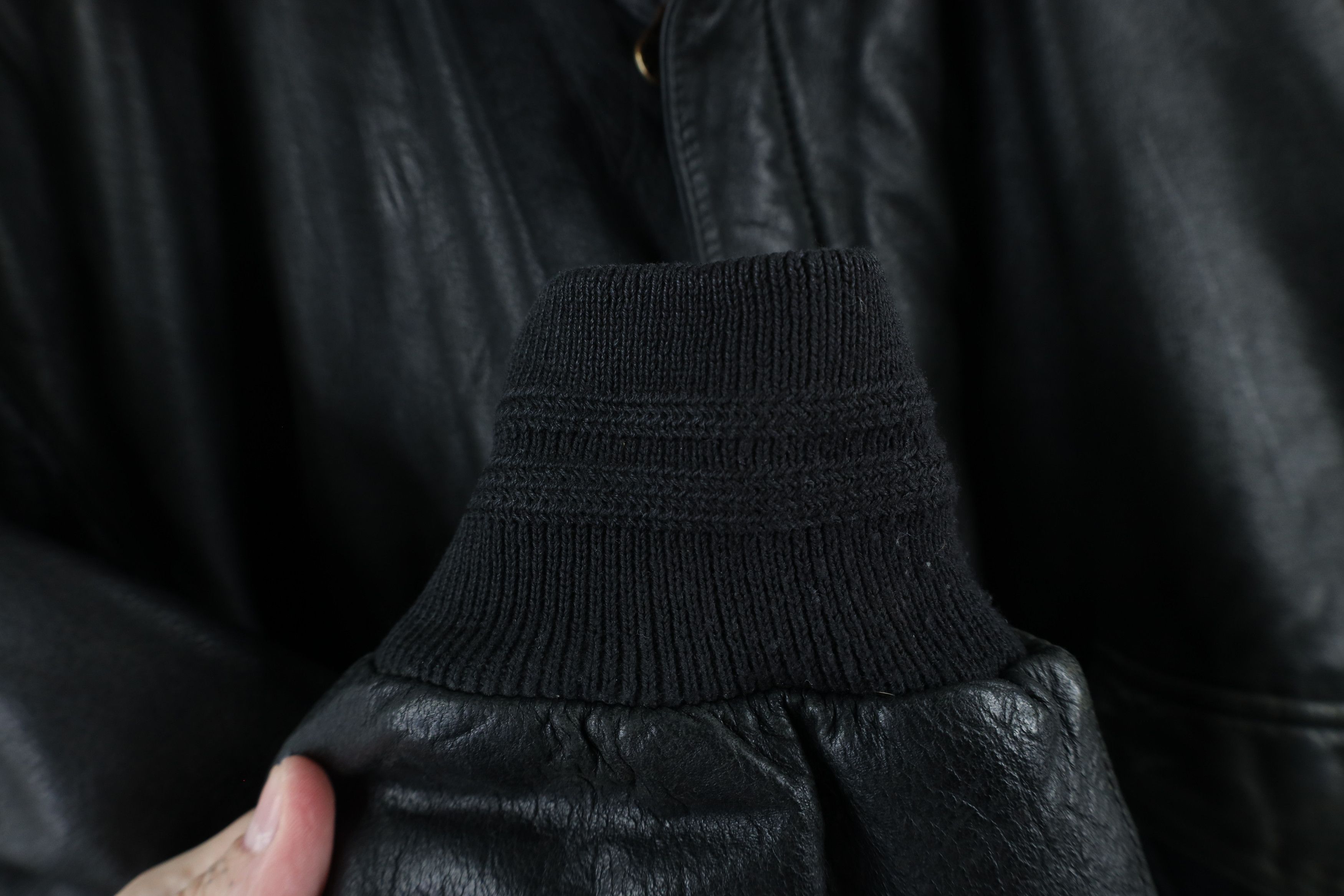 Vintage Vintage 90s Streetwear Leather Flight Bomber Jacket Black Size US L / EU 52-54 / 3 - 6 Thumbnail