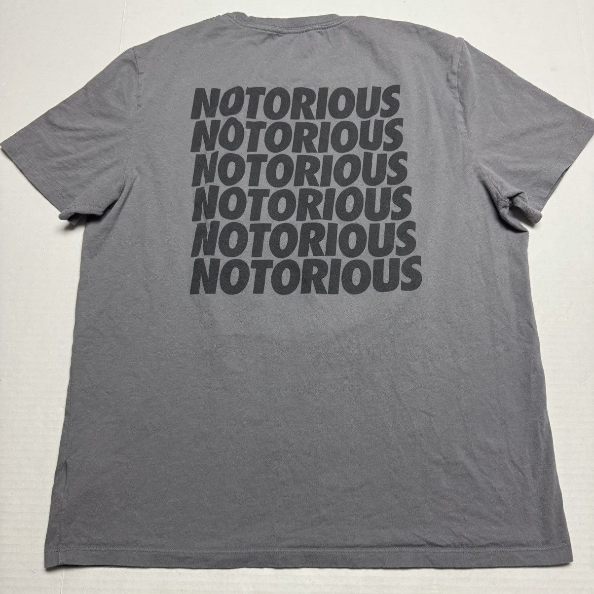 Gap GAP The Notorious B.I.G. Biggie Smalls Graphic Crew T-Shirt Size US L / EU 52-54 / 3 - 3 Thumbnail