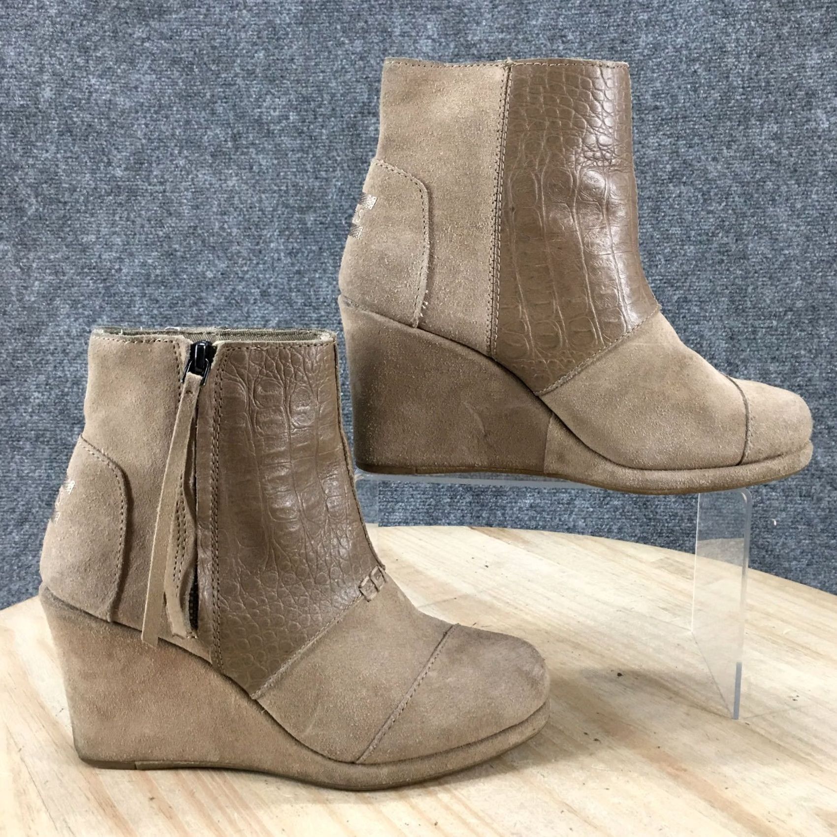 Toms TOMS Boots Womens 5.5 Casual Side Zip Wedge Ankle Bootie Brown Suede Vintage No Size US 6 / IT 36 - 2 Thumbnail