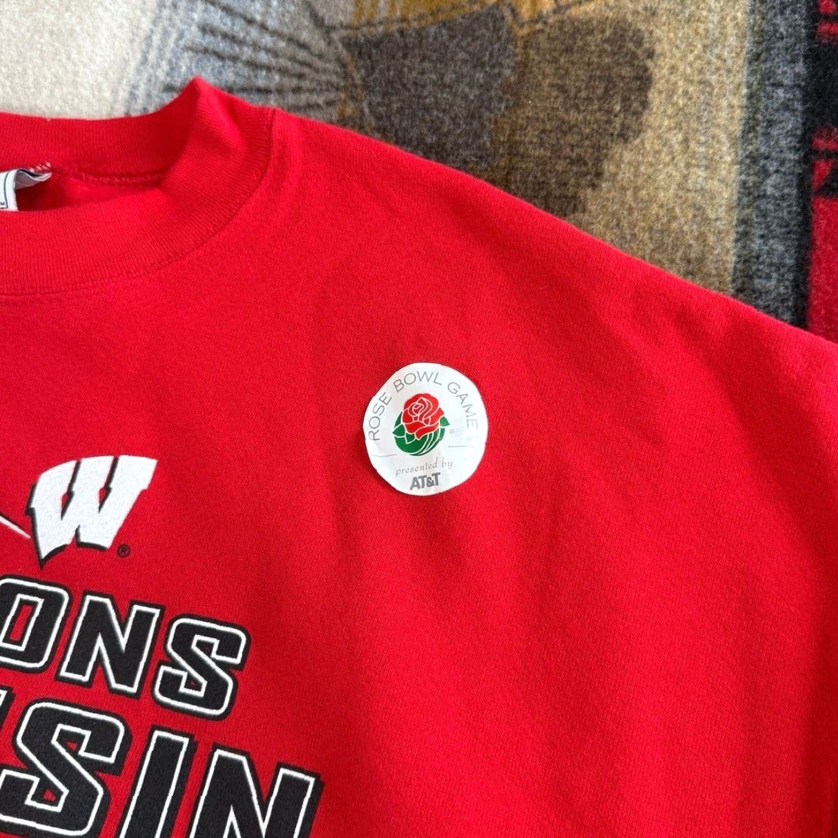 Lee VINTAGE Wisconsin Badgers Rose Bowl 2000 Crewneck Sweatshirt 2XL Red Lee Mens Sweatshirt Pullover NWT Champs Size US XXL / EU 58 / 5 - 4 Thumbnail