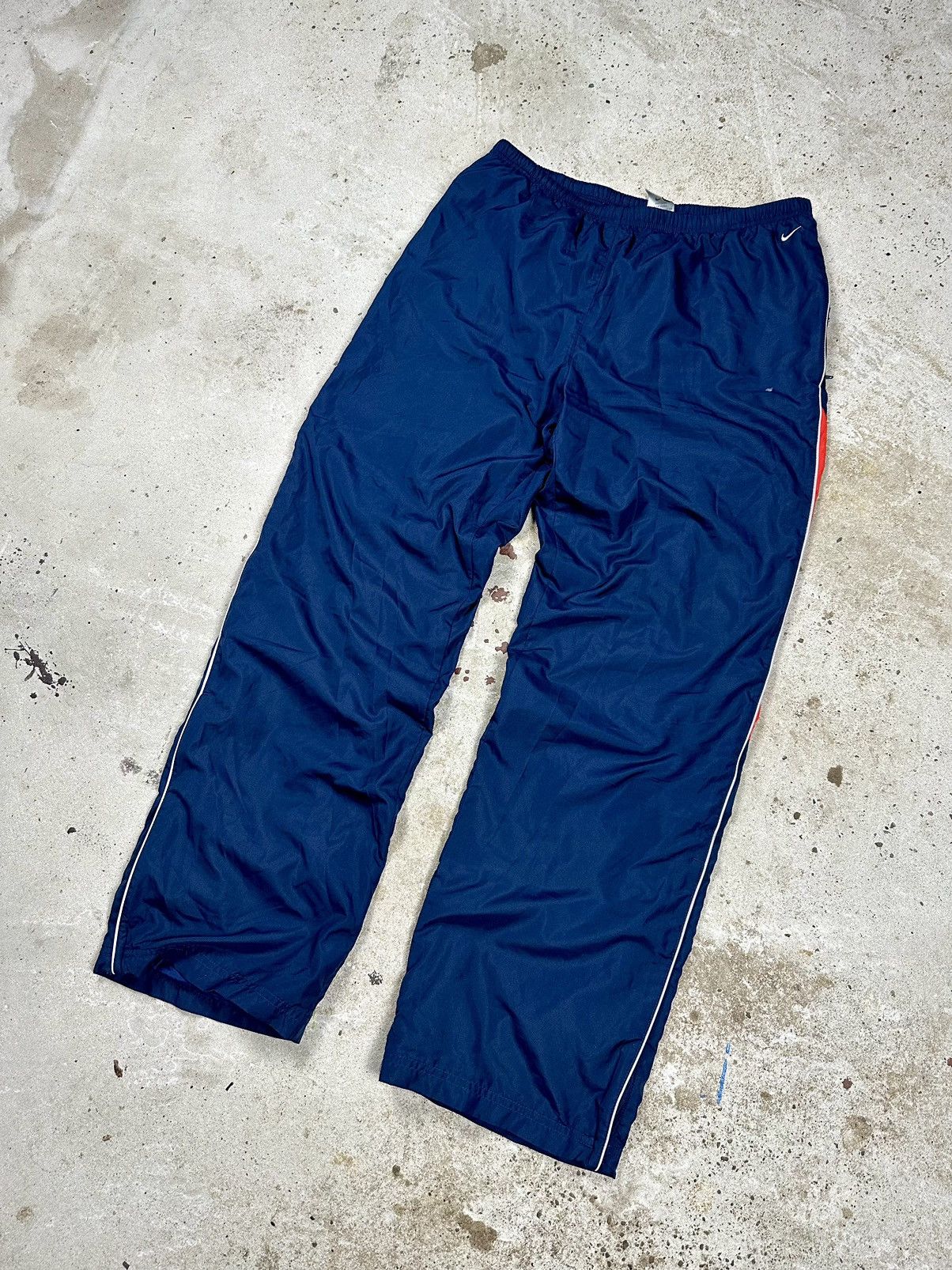 Nike Vintage Y2K Nike Navy Track Pants Swoosh Size US 32 / EU 48 - 2 Thumbnail