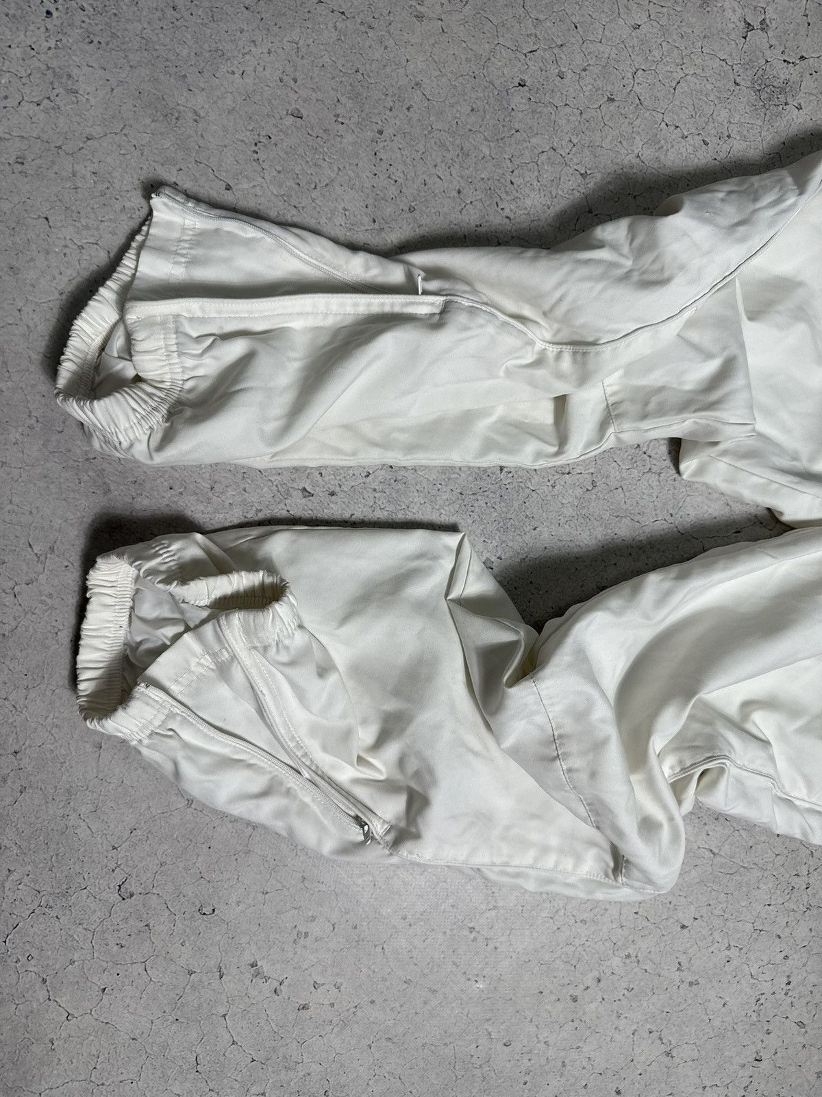 Nike Nike Vintage Nylon White Track Pants Swoosh Drill TN Size US 30 / EU 46 - 9 Thumbnail