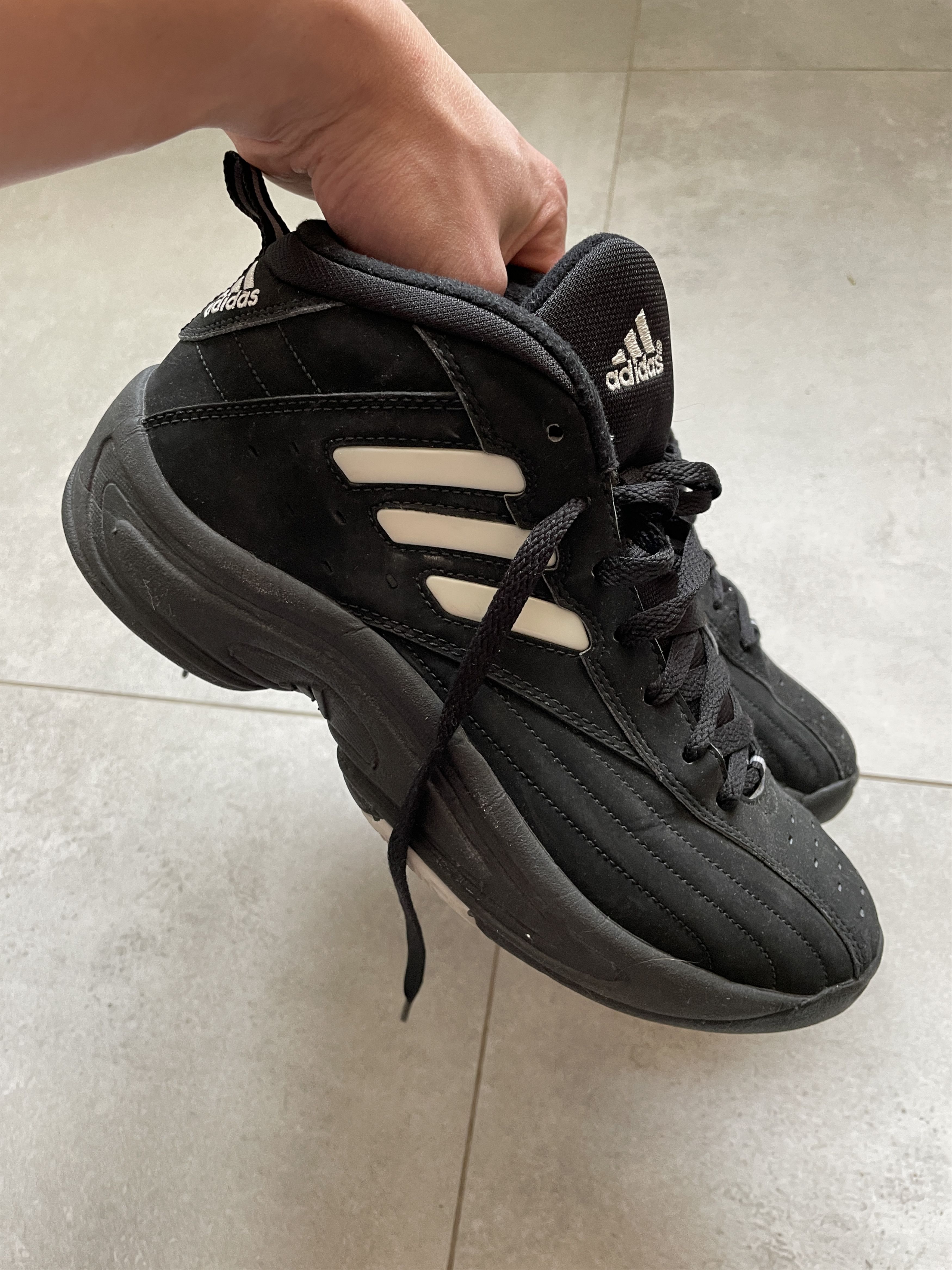 Adidas × Vintage Y2K ADIDAS NUBUK BASKETBALL KICKS Size US 8.5 / EU 41-42 - 2 Thumbnail