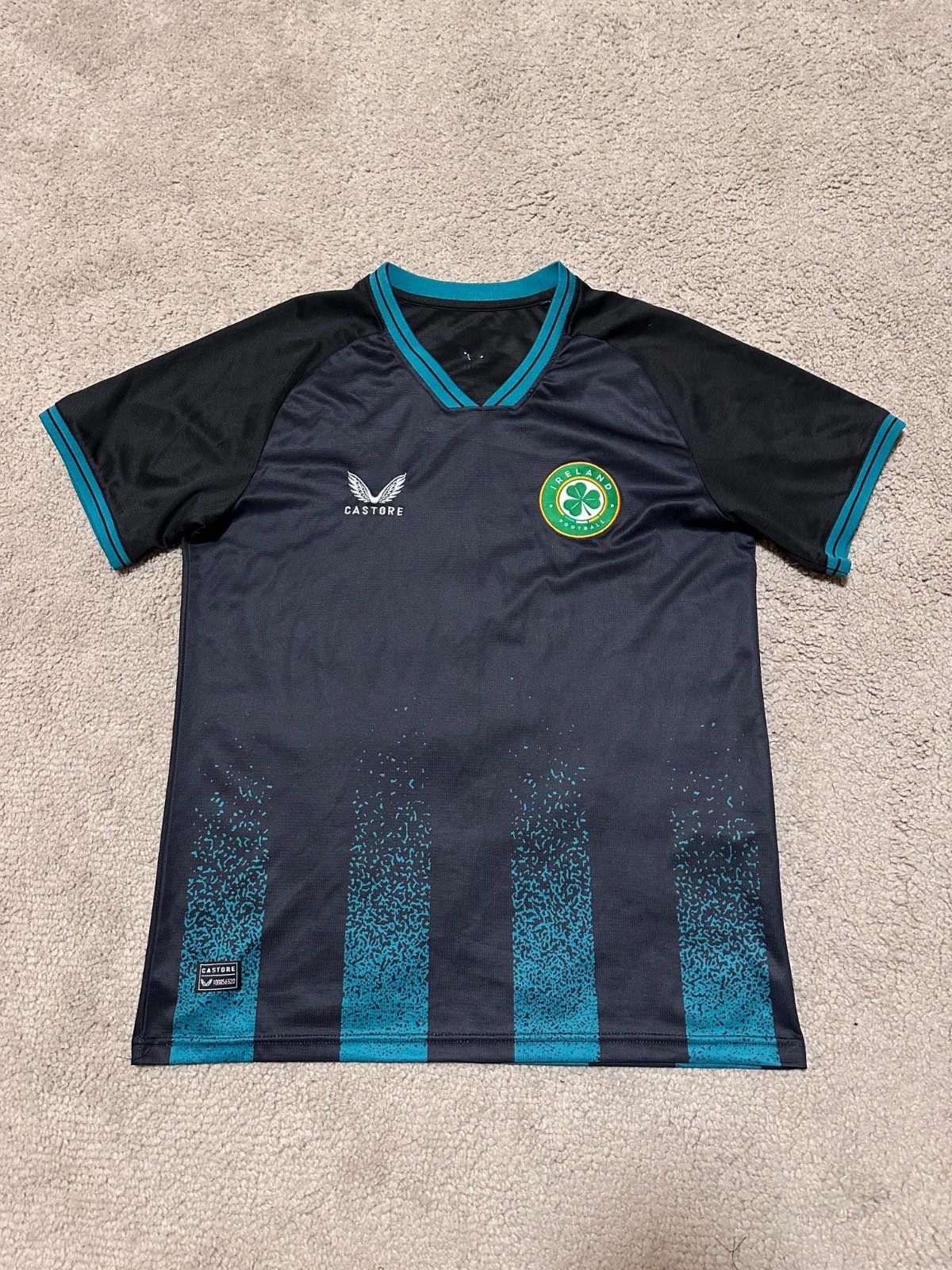 Castore IRELAND 2023 2024 THIRD FOOTBALL SHIRT SOCCER JERSEY L Size US L / EU 52-54 / 3 - 1 Thumbnail