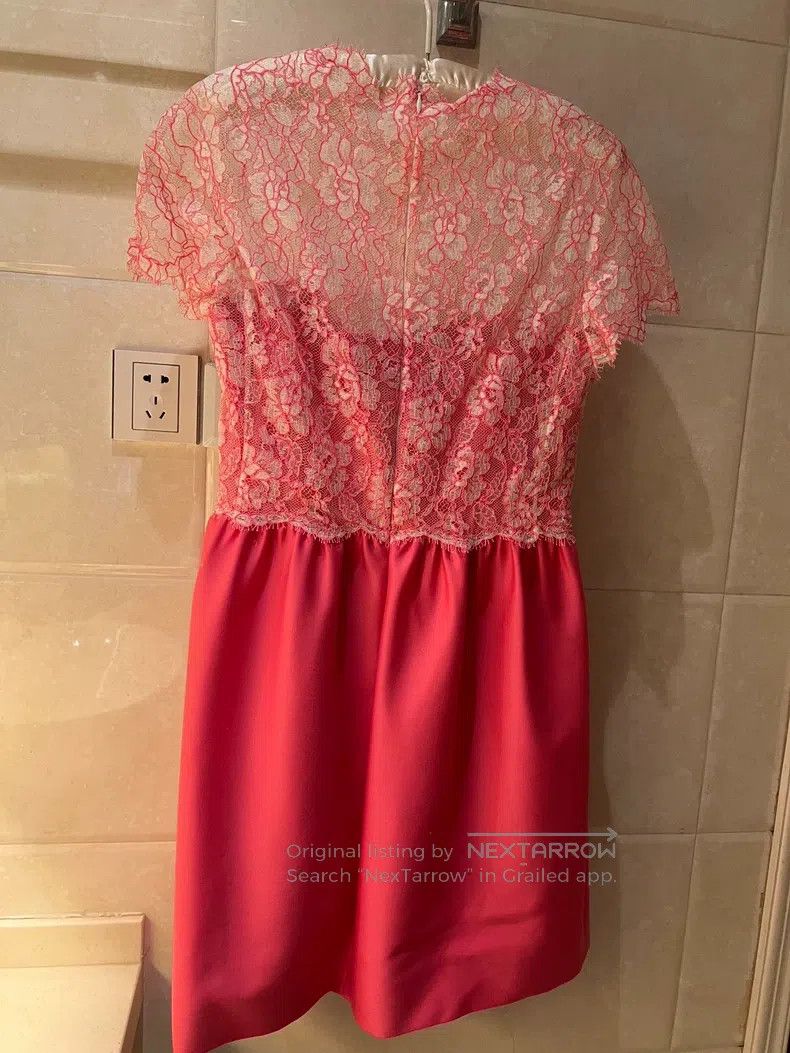 Valentino Valentino Pink lace dress Size S / US 4 / IT 40 - 2 Thumbnail