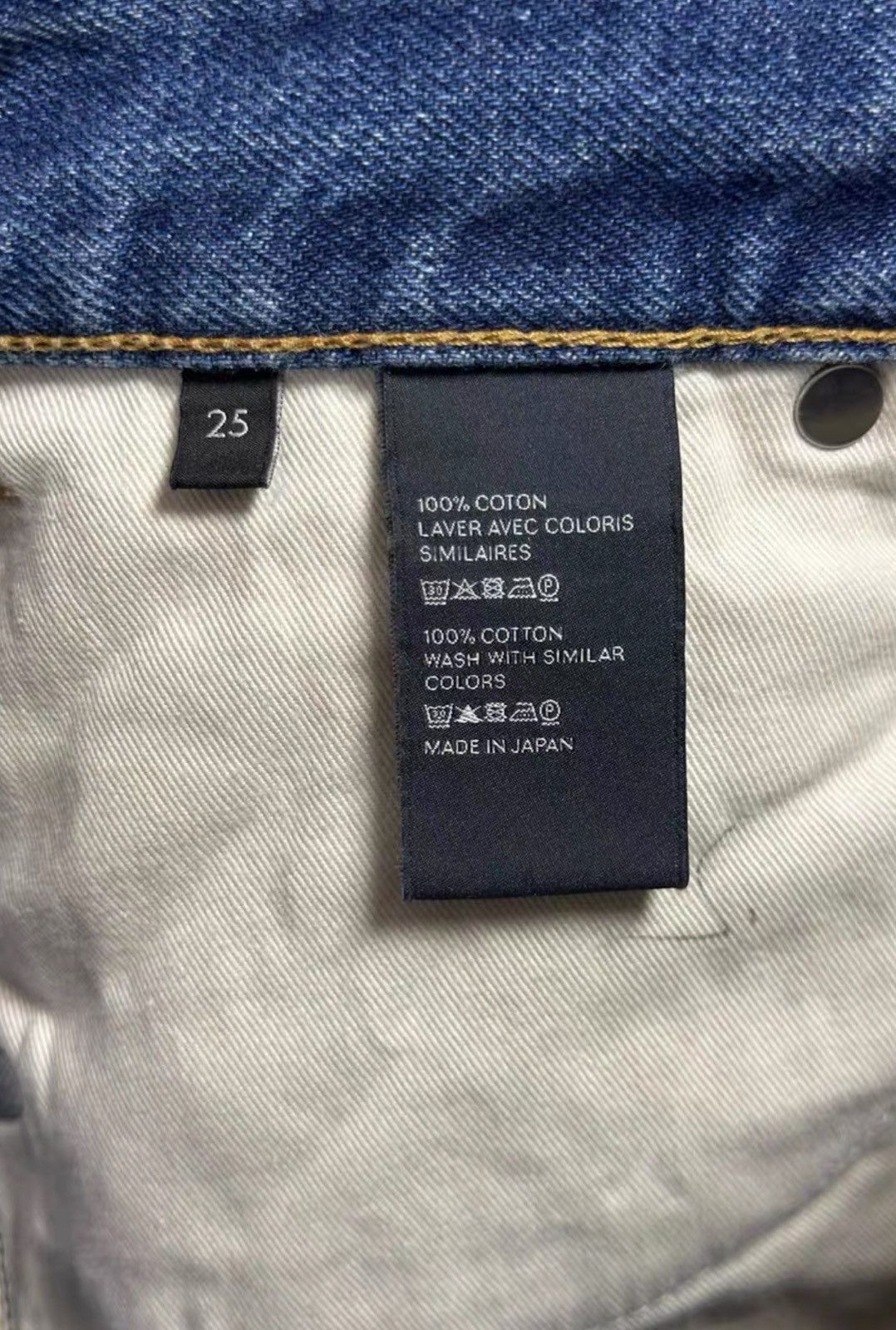 Celine Celine Women’s Blue Washed Micro Flare Jeans Sz.25 Size 25" / US 0 / IT 36 - 7 Thumbnail