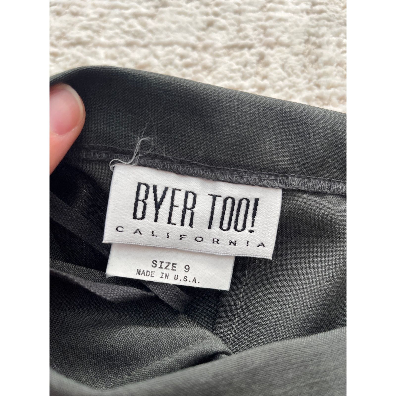Vintage Vintage Byer Too! California Olive Two-Piece Skirt Suit Size 28" / US 6 / IT 42 - 9 Thumbnail