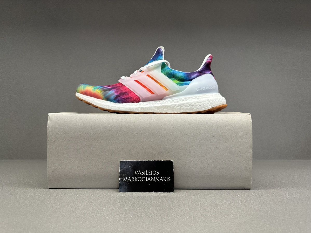 Adidas Adidas Ultra Boost Nice kicks Woodstock 50th Anniversary Size US 8.5 / EU 41-42 - 1 Thumbnail