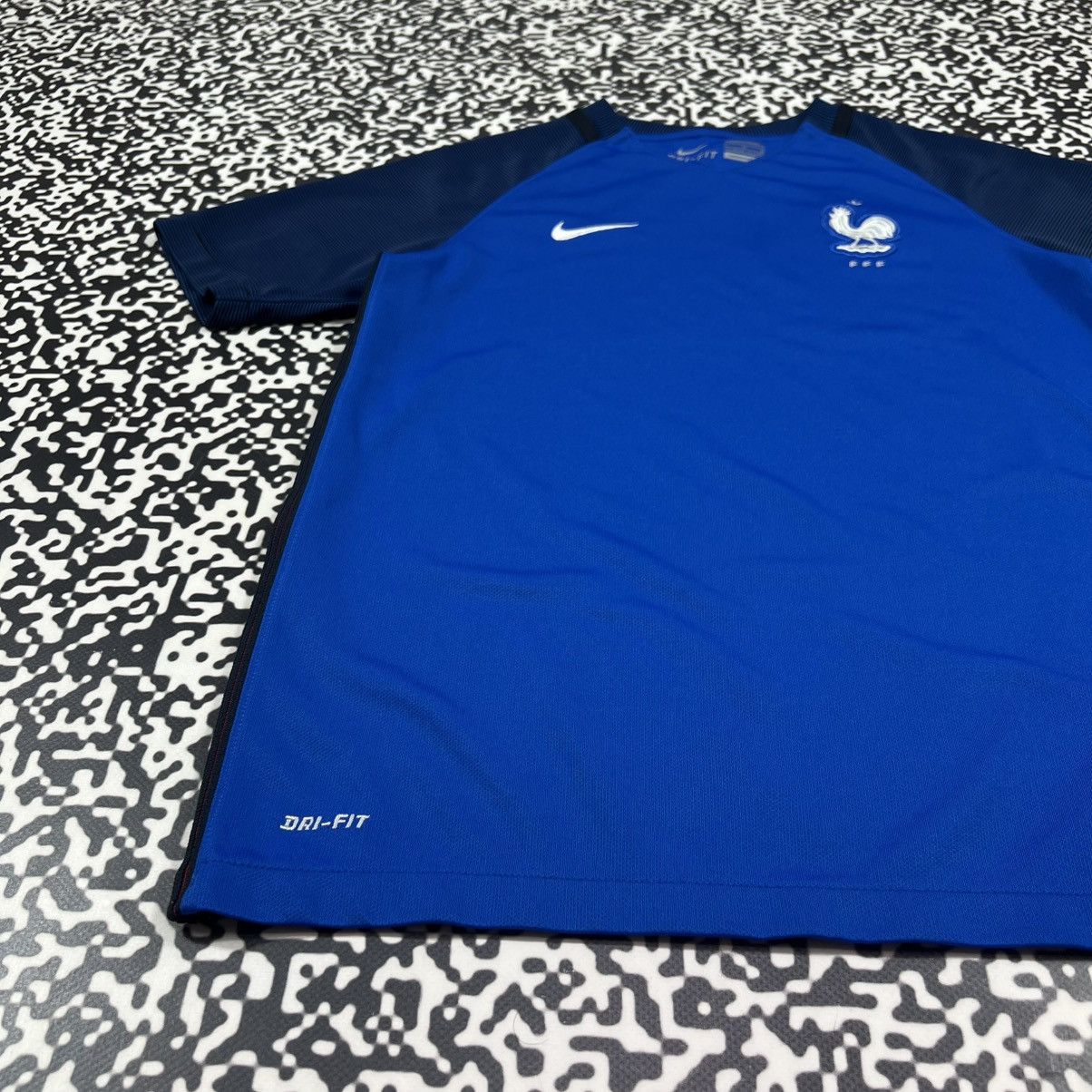Nike Vintage Y2K Nike France Soccer Blokecore Style Jersey Tshirt Size S / US 4 / IT 40 - 9 Thumbnail