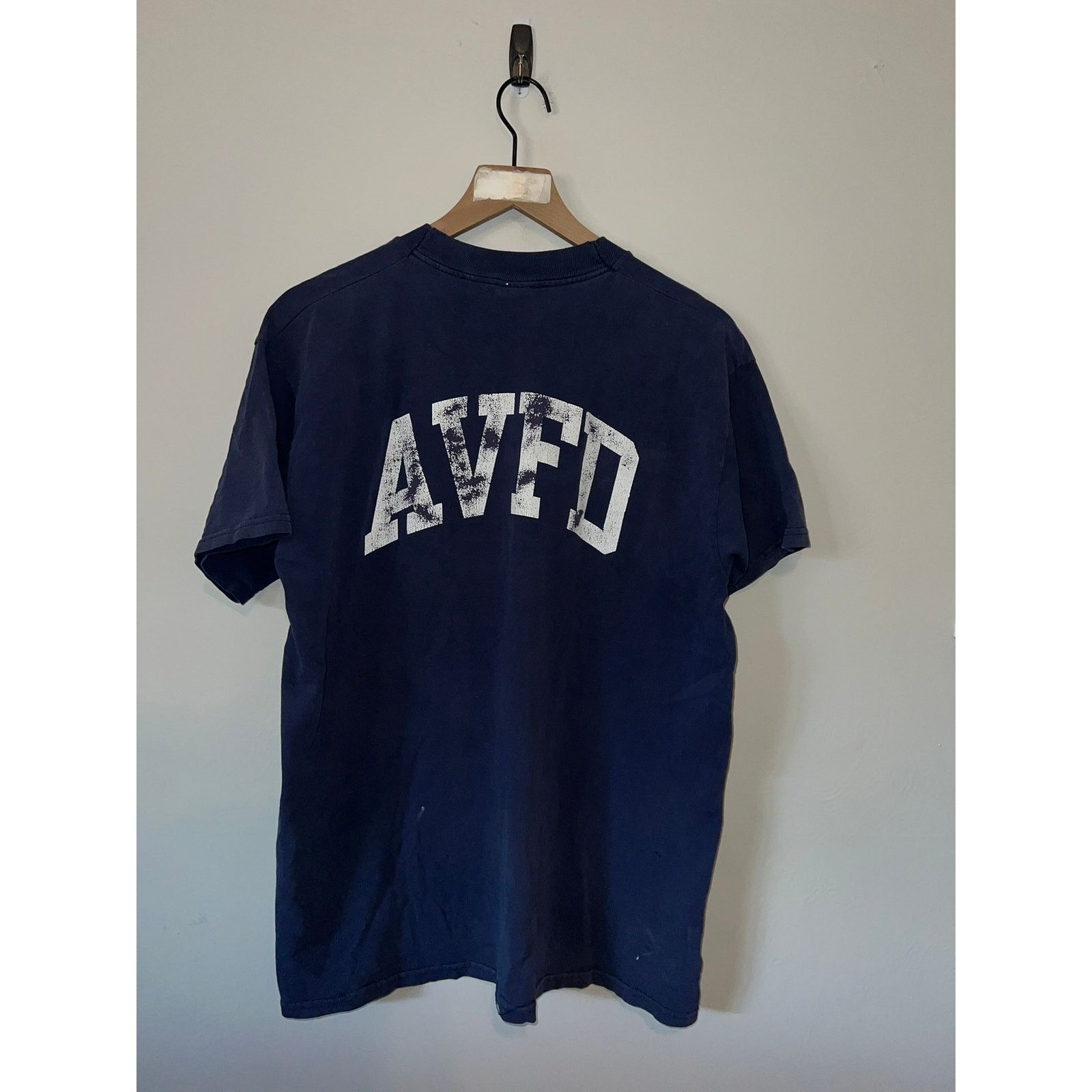 Fruit Of The Loom Vintage Firefighter Shirt Apple Valley Fire Dept AVFD Tee XL Size US XL / EU 56 / 4 - 6 Thumbnail