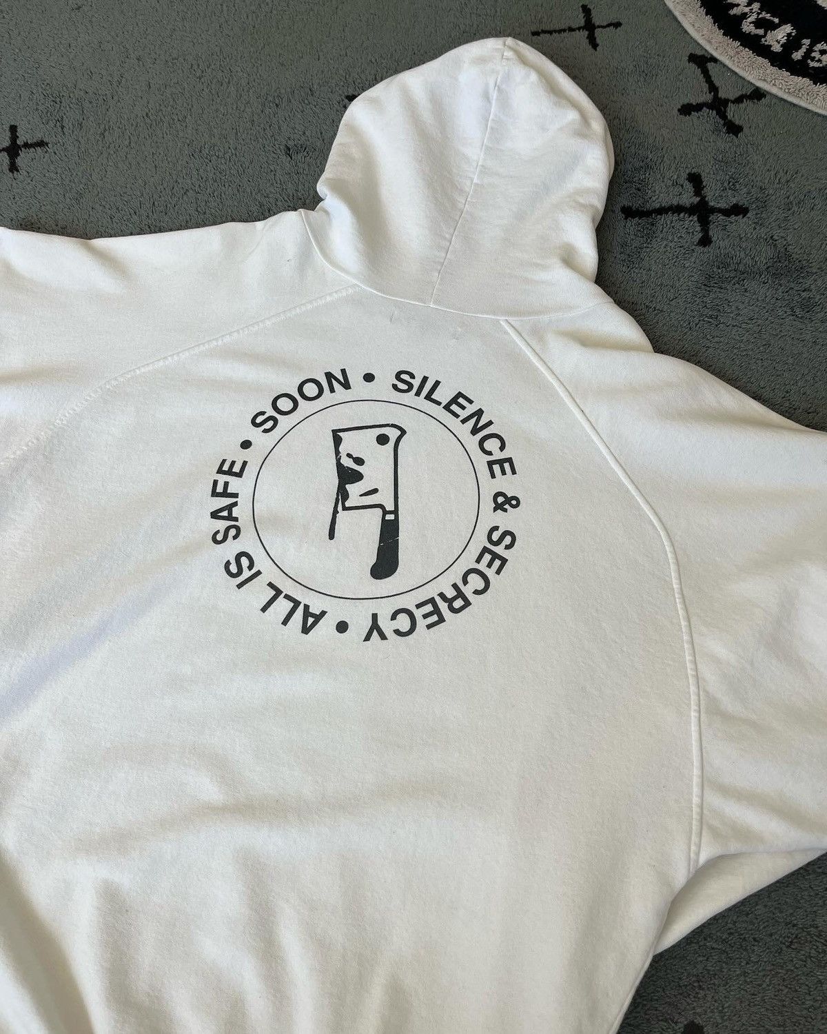Raf Simons Raf Simons SS02 “Silence & Secrecy” OS Hoodie Size US XL / EU 56 / 4 - 5 Thumbnail