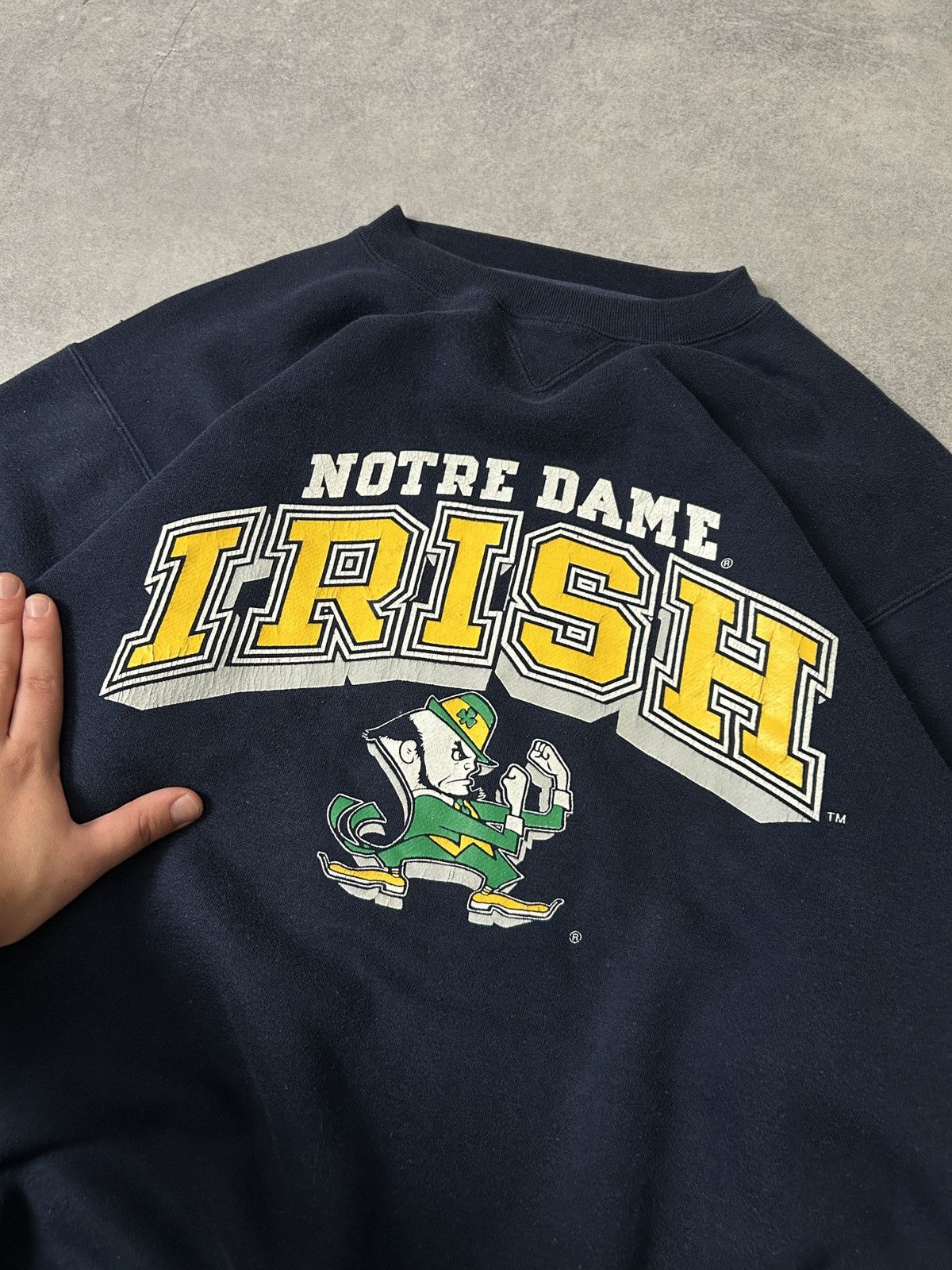 Vintage Vintage Notre Dame Irish 🇮🇪 7Logo Sweatshirt mens blue Size US L / EU 52-54 / 3 - 2 Thumbnail