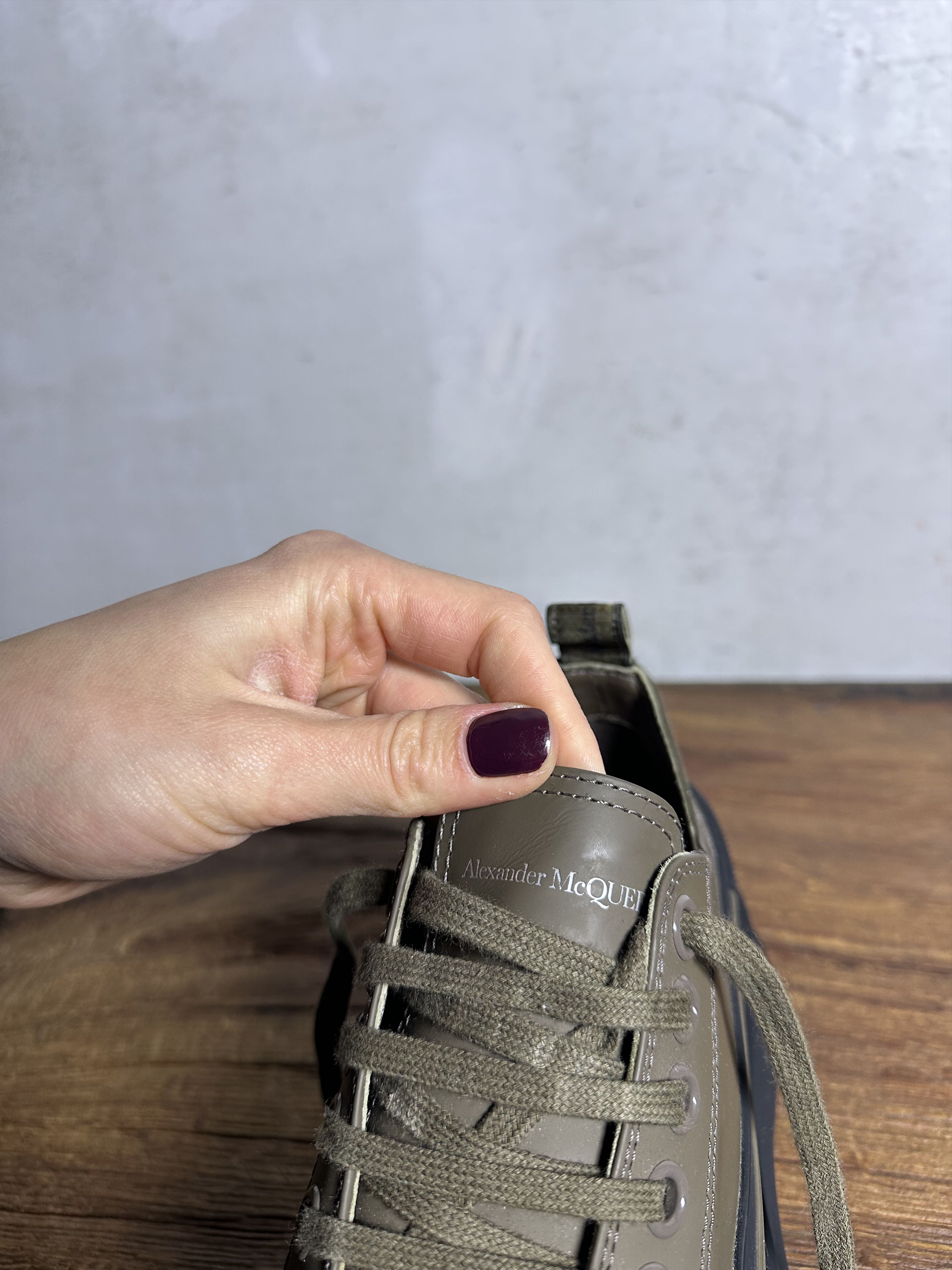 Alexander McQueen ALEXANDER MCQUEEN Khaki Tread Slick Low Sneakers Size US 10 / IT 40 - 11 Thumbnail
