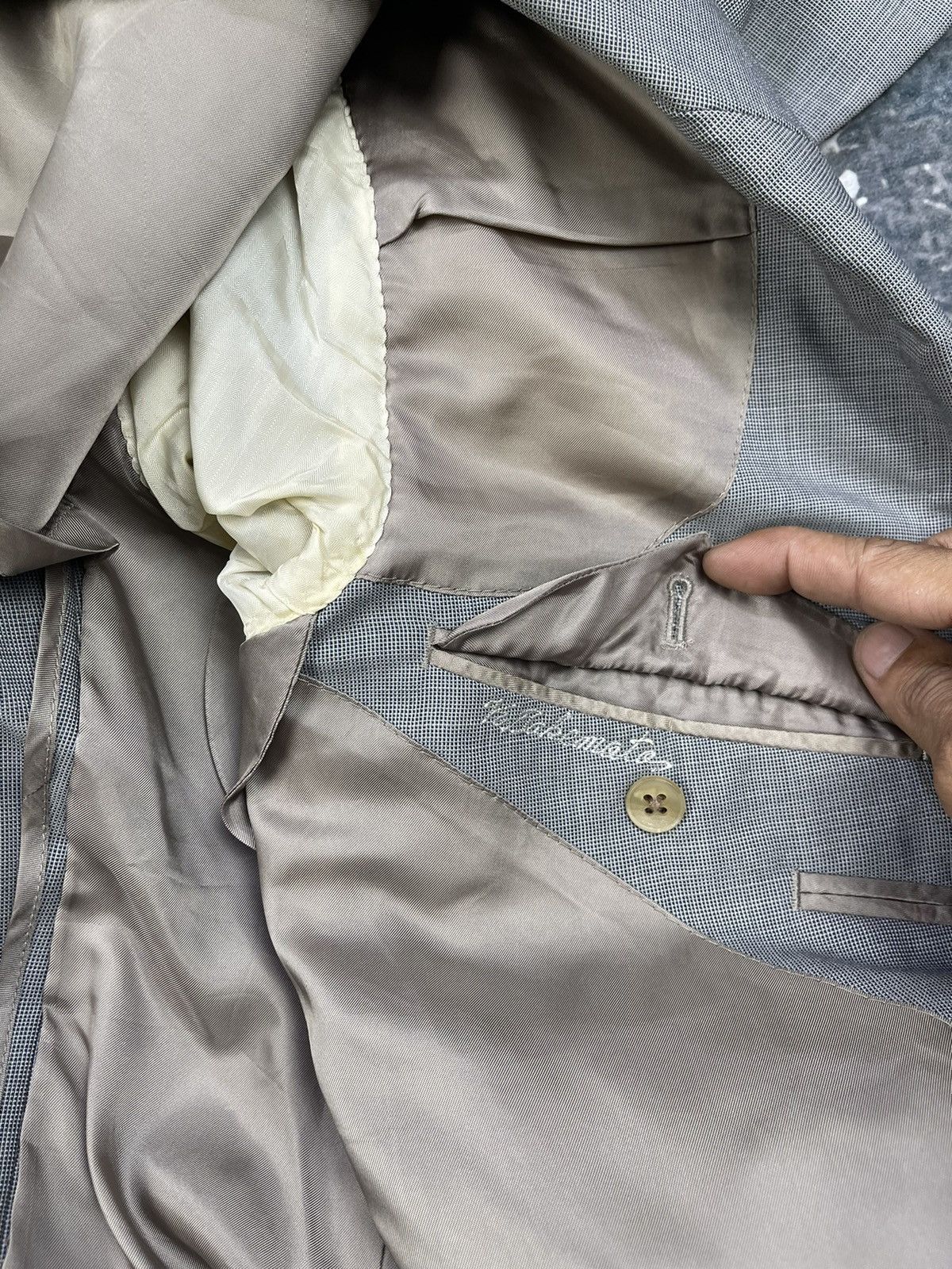 Burberry Vintage Burberrys Monogram Button Peak Lapel Blazer Size US M / EU 48-50 / 2 - 16 Thumbnail