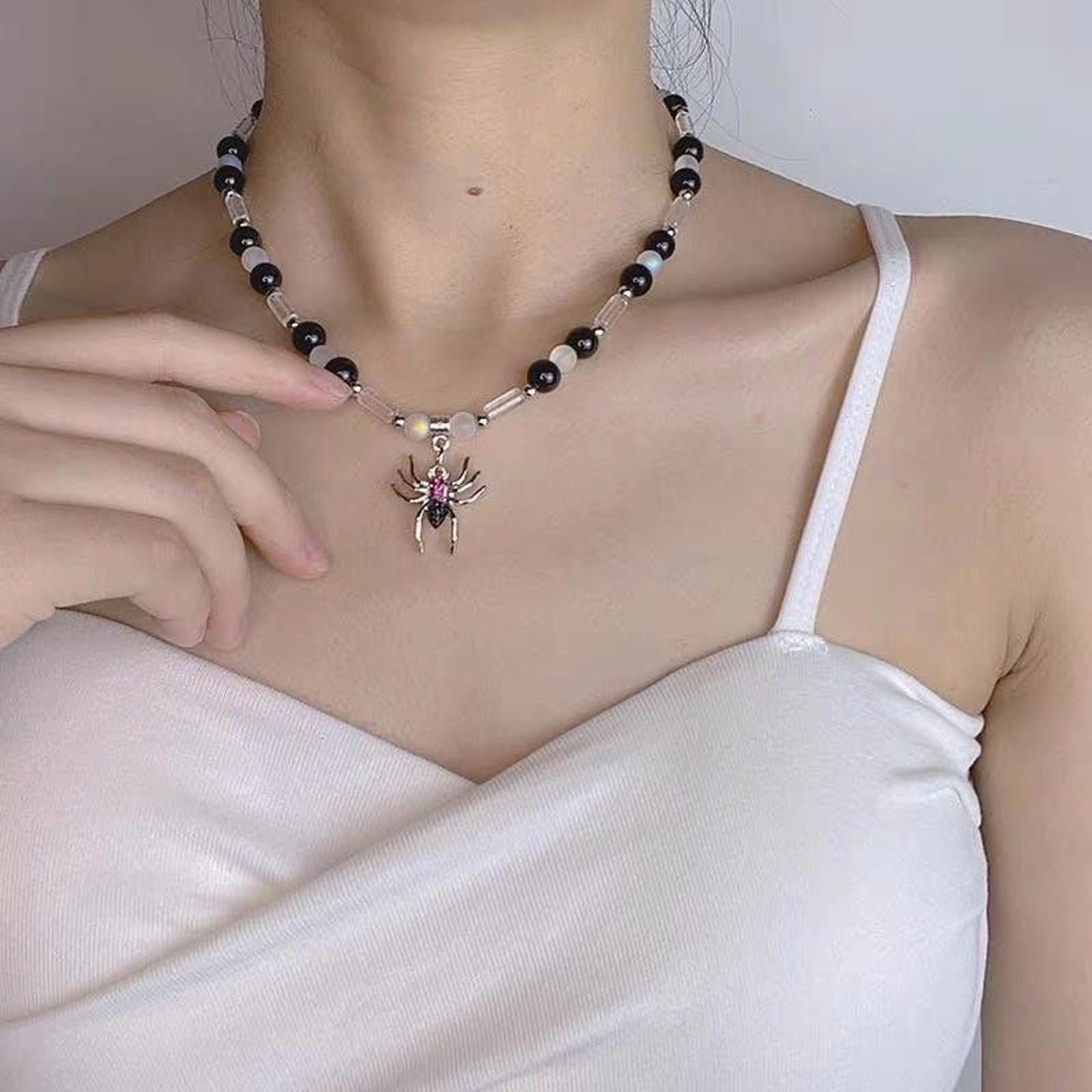 Jewelry Spider Pendant Necklace Size ONE SIZE - 2 Thumbnail