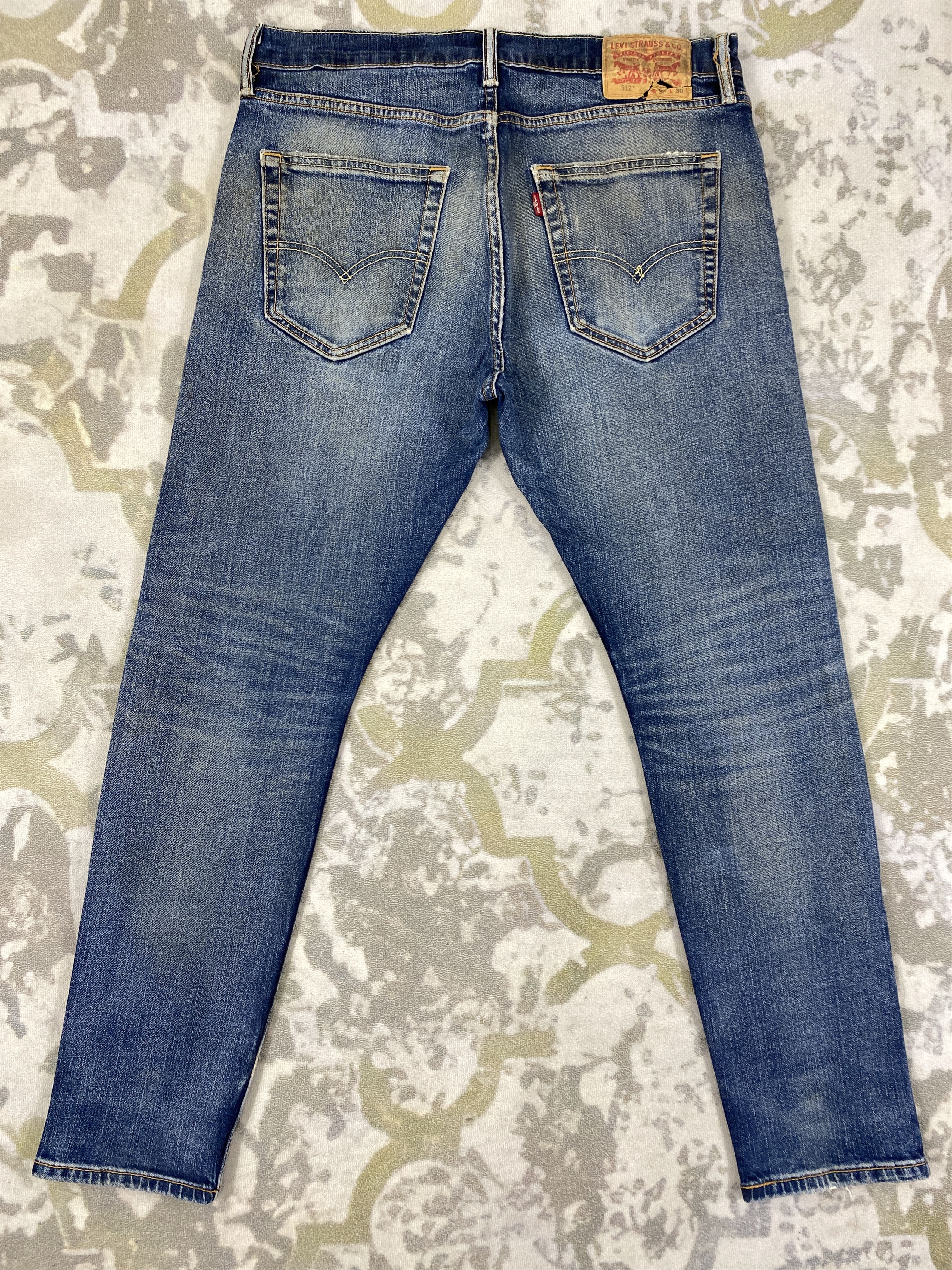 Levi's Distressed Blue Levi's 512 Jeans 35x29.5 Denim -JN2003 Size US 35 - 2 Thumbnail