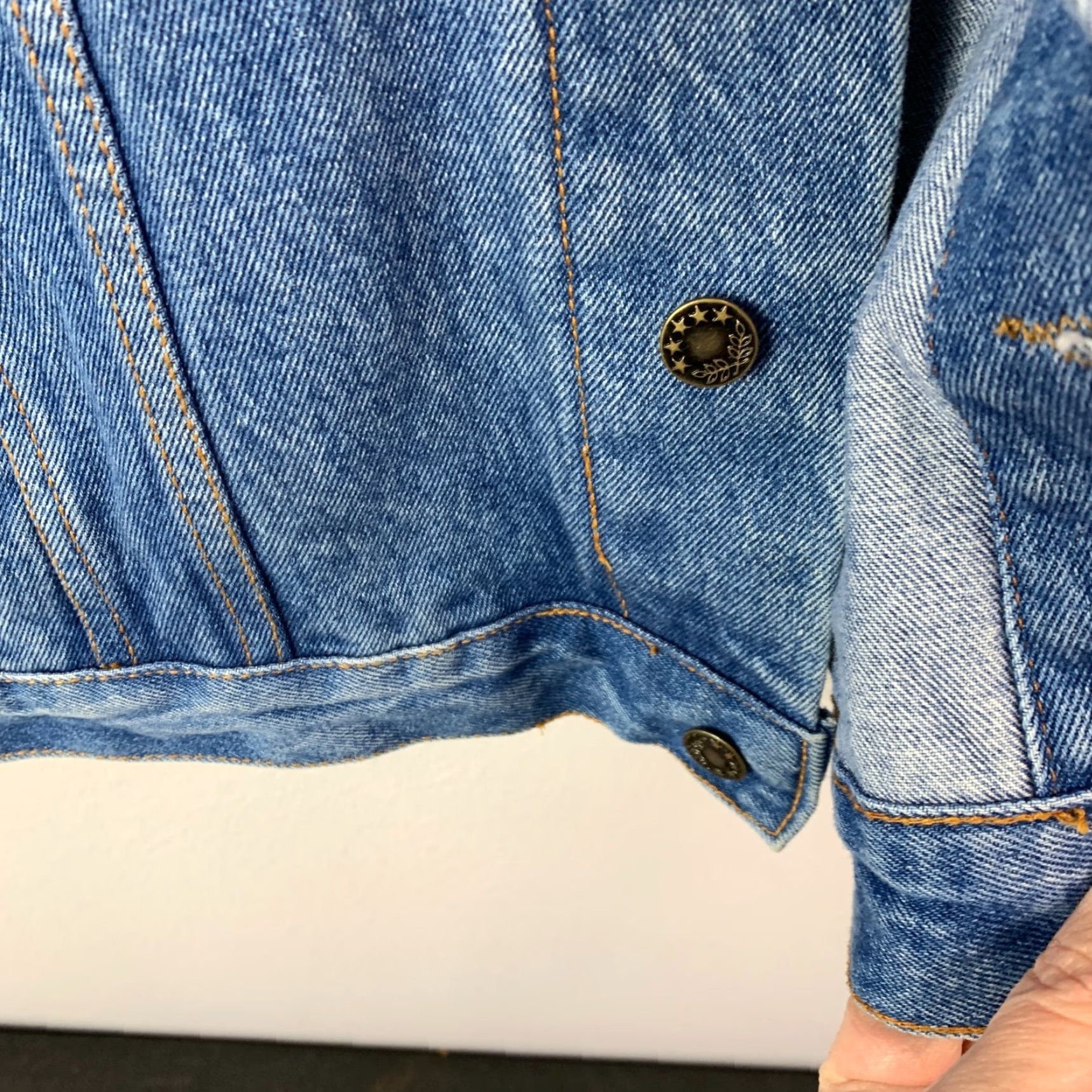 Vintage VINTAGE Universal Studios Embroidered Button Denim Jacket Chest 52 Jacket Men 2XL Blue 90s Casual Oversized 2XL Chest 52 Denim Size US 39 - 2 Thumbnail